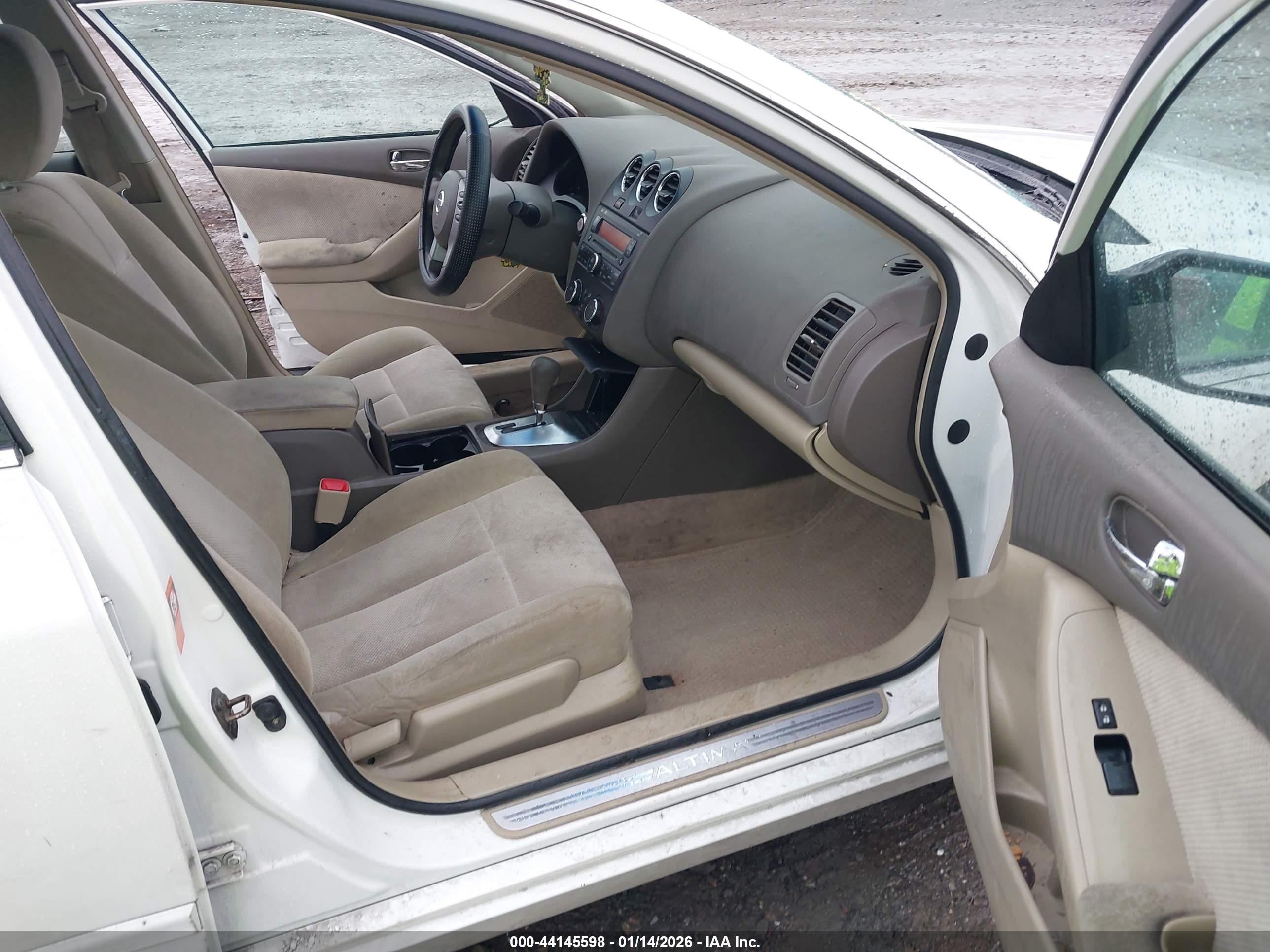 NISSAN ALTIMA image 5