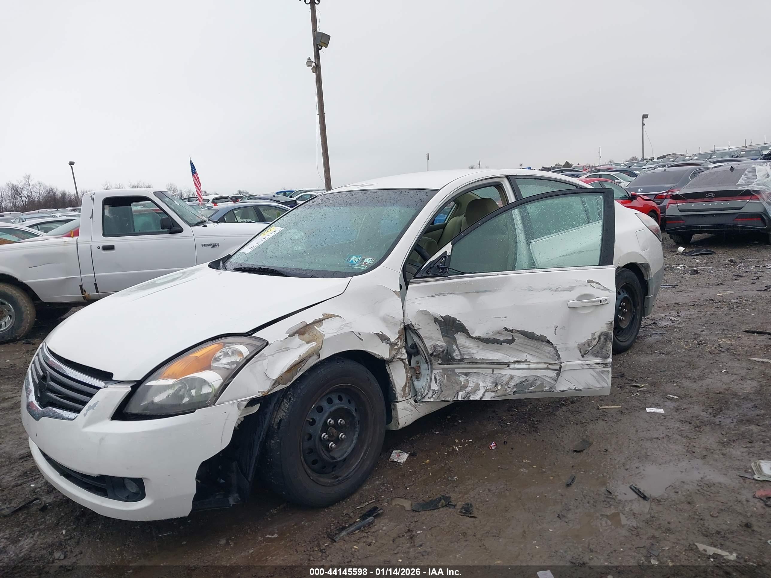 NISSAN ALTIMA image 6