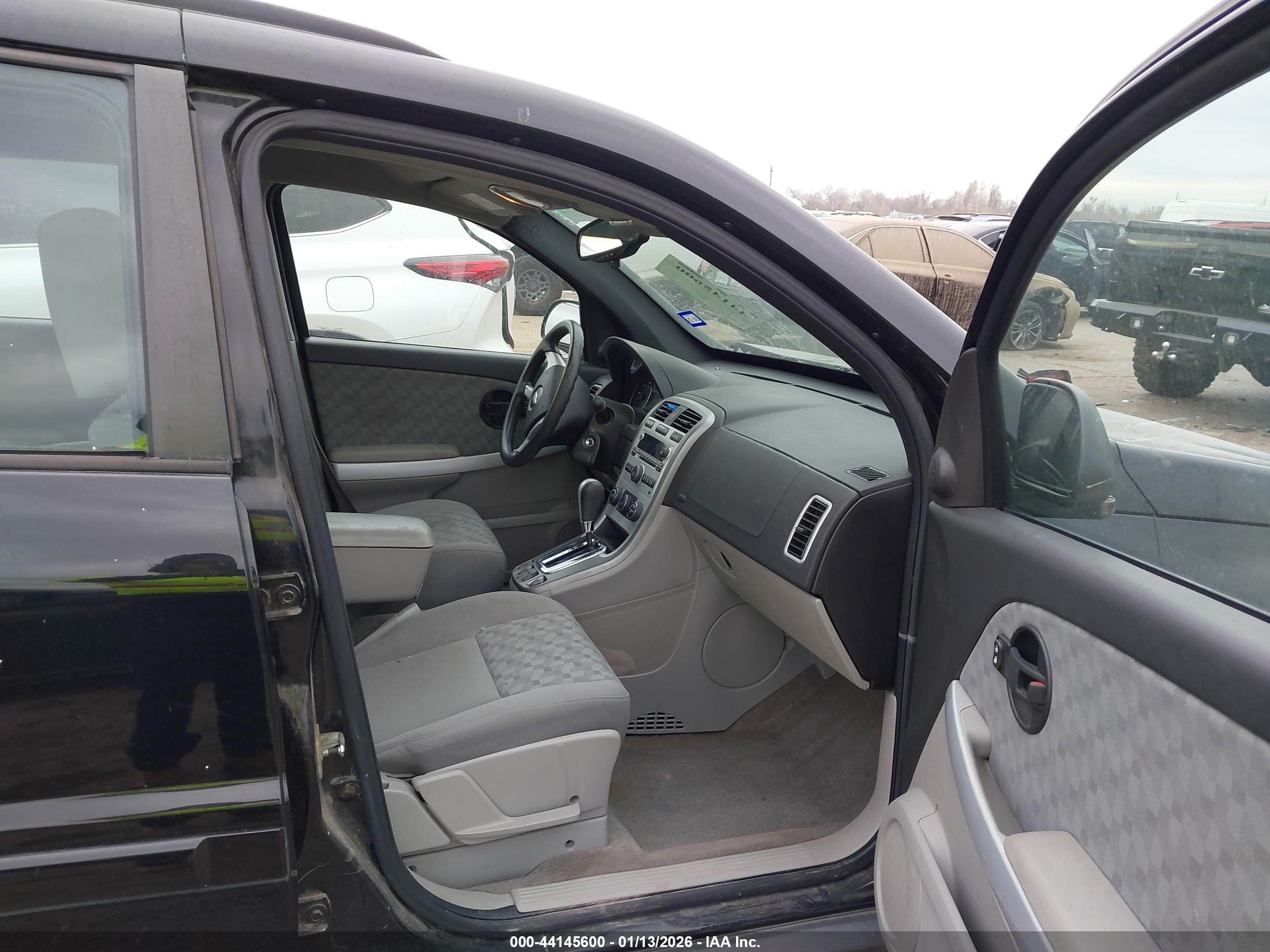 CHEVROLET EQUINOX image 5