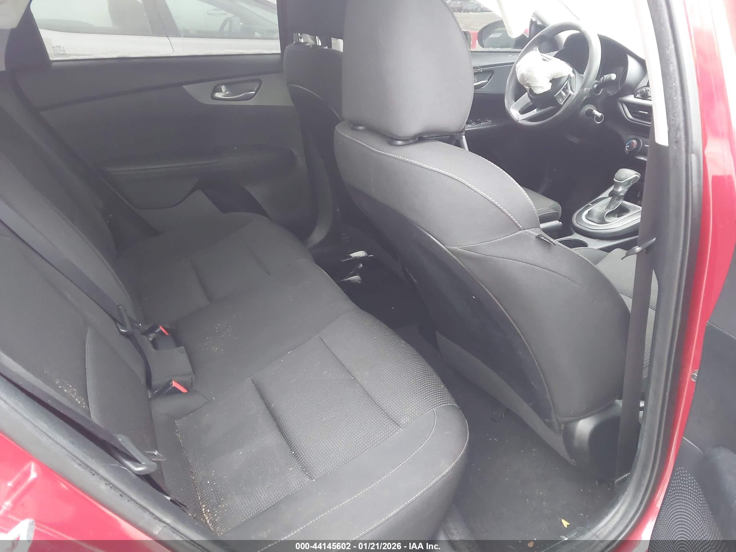 KIA FORTE image 8