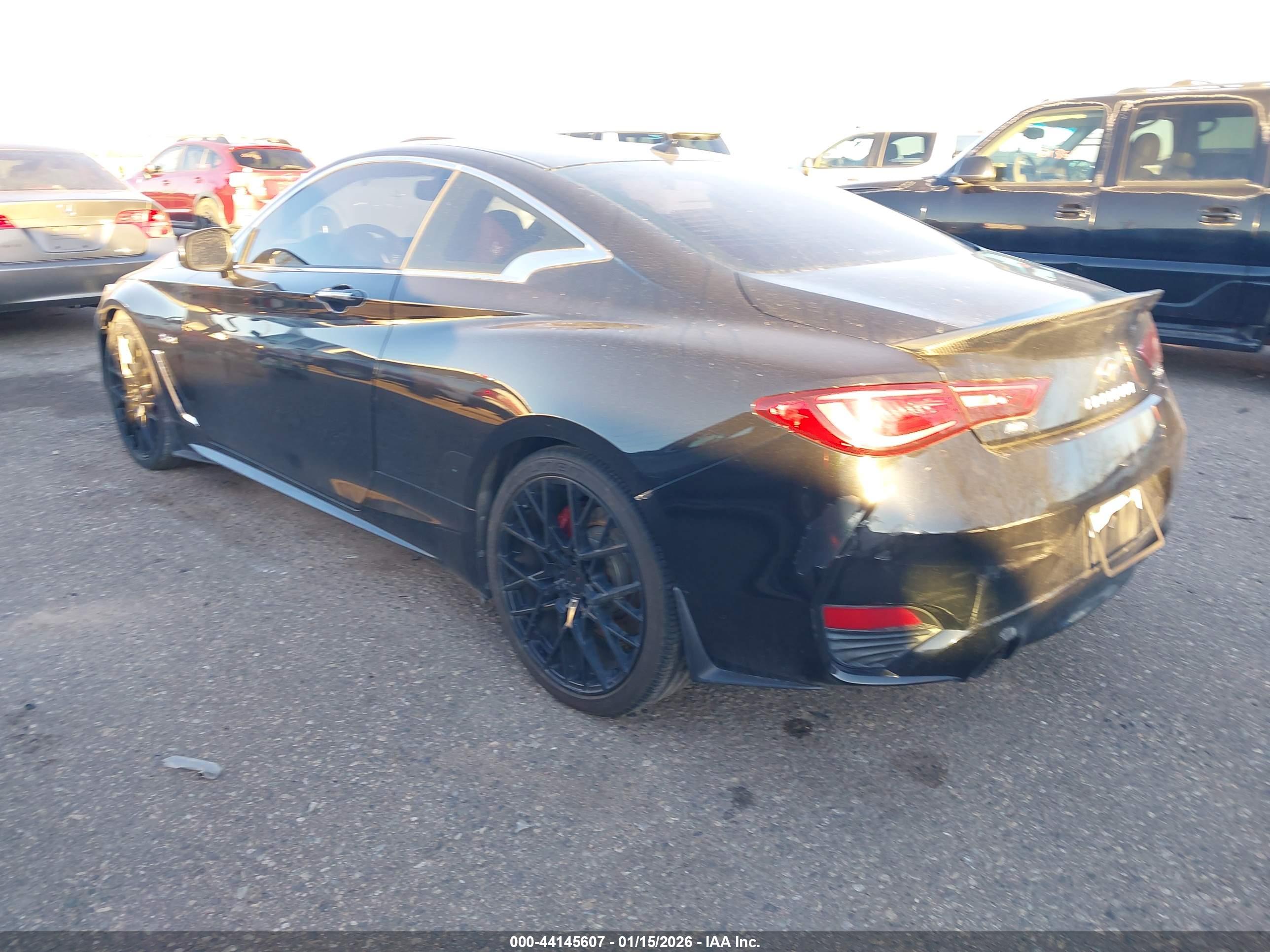 INFINITI Q60 image 3