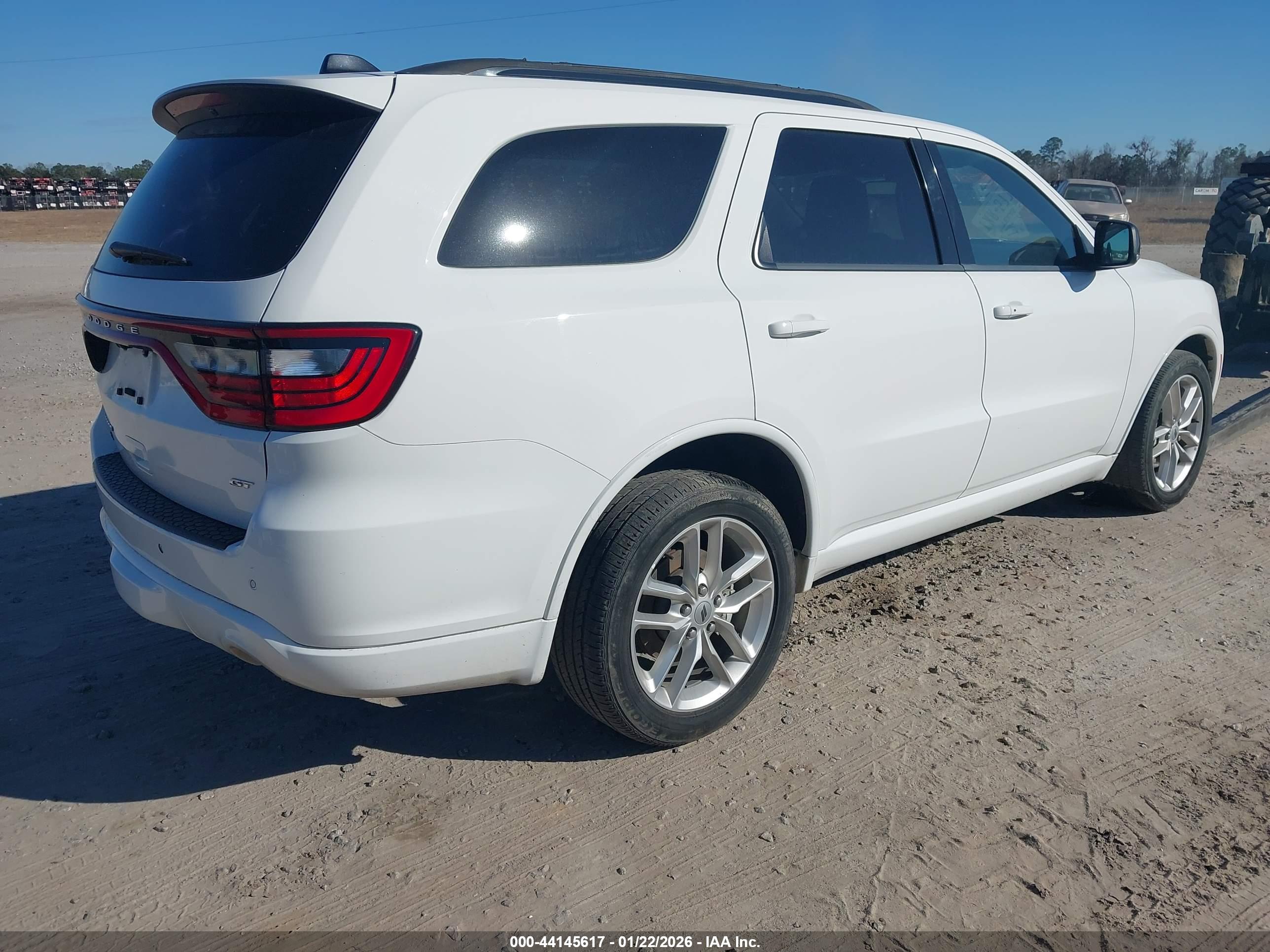DODGE DURANGO image 4