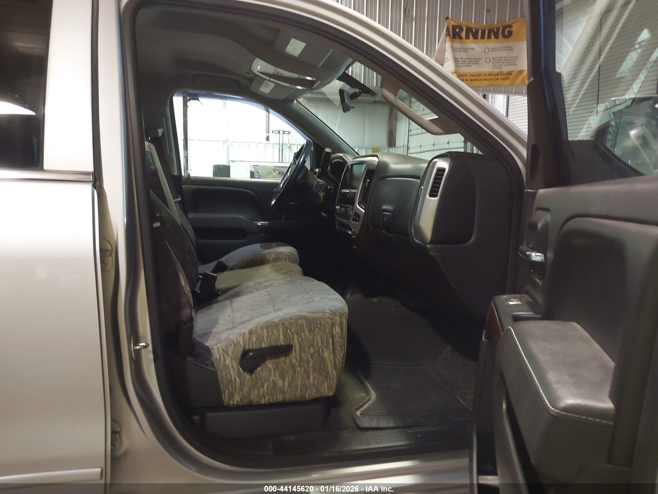 GMC SIERRA image 5