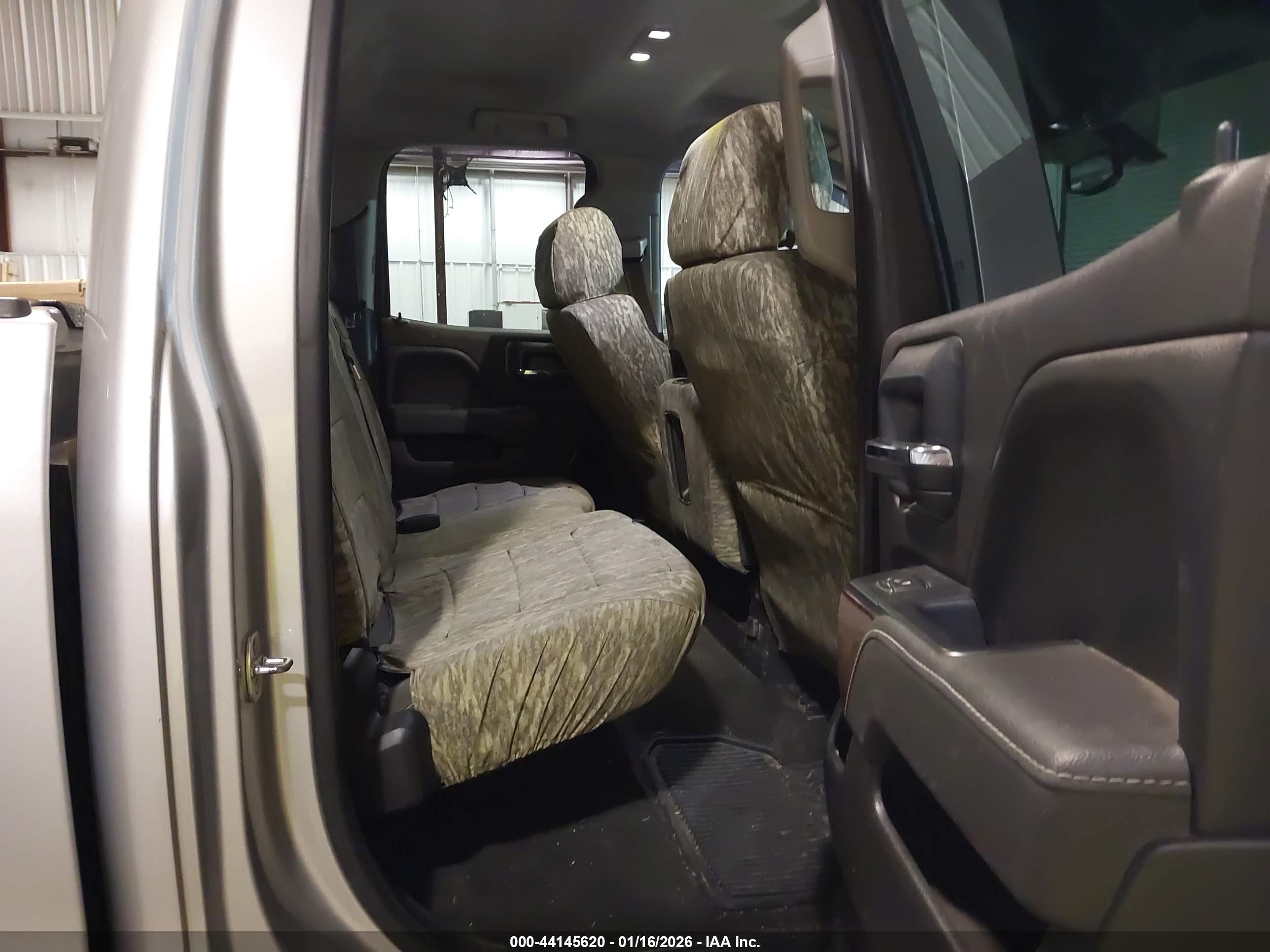 GMC SIERRA image 8