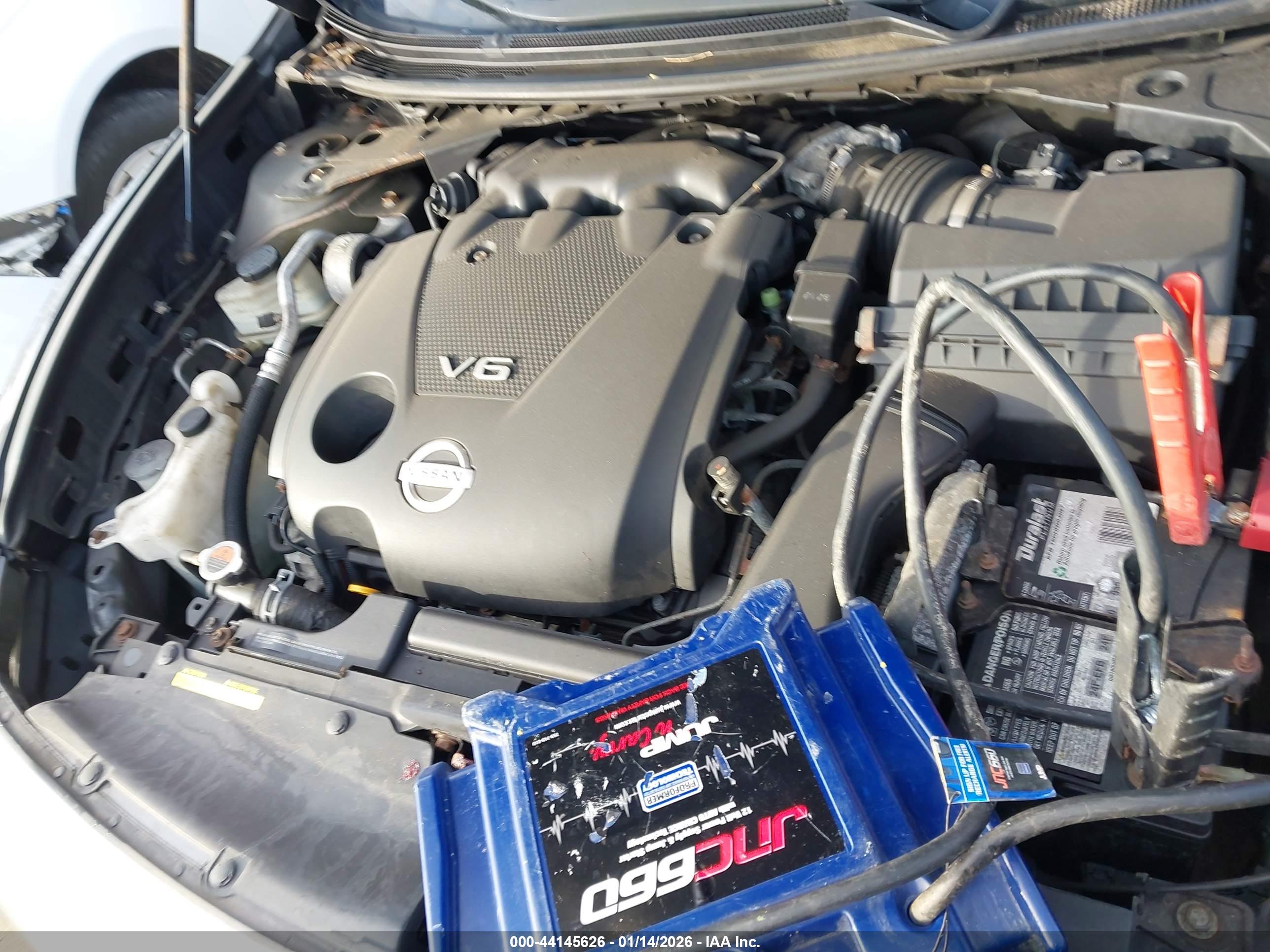 NISSAN MAXIMA image 10