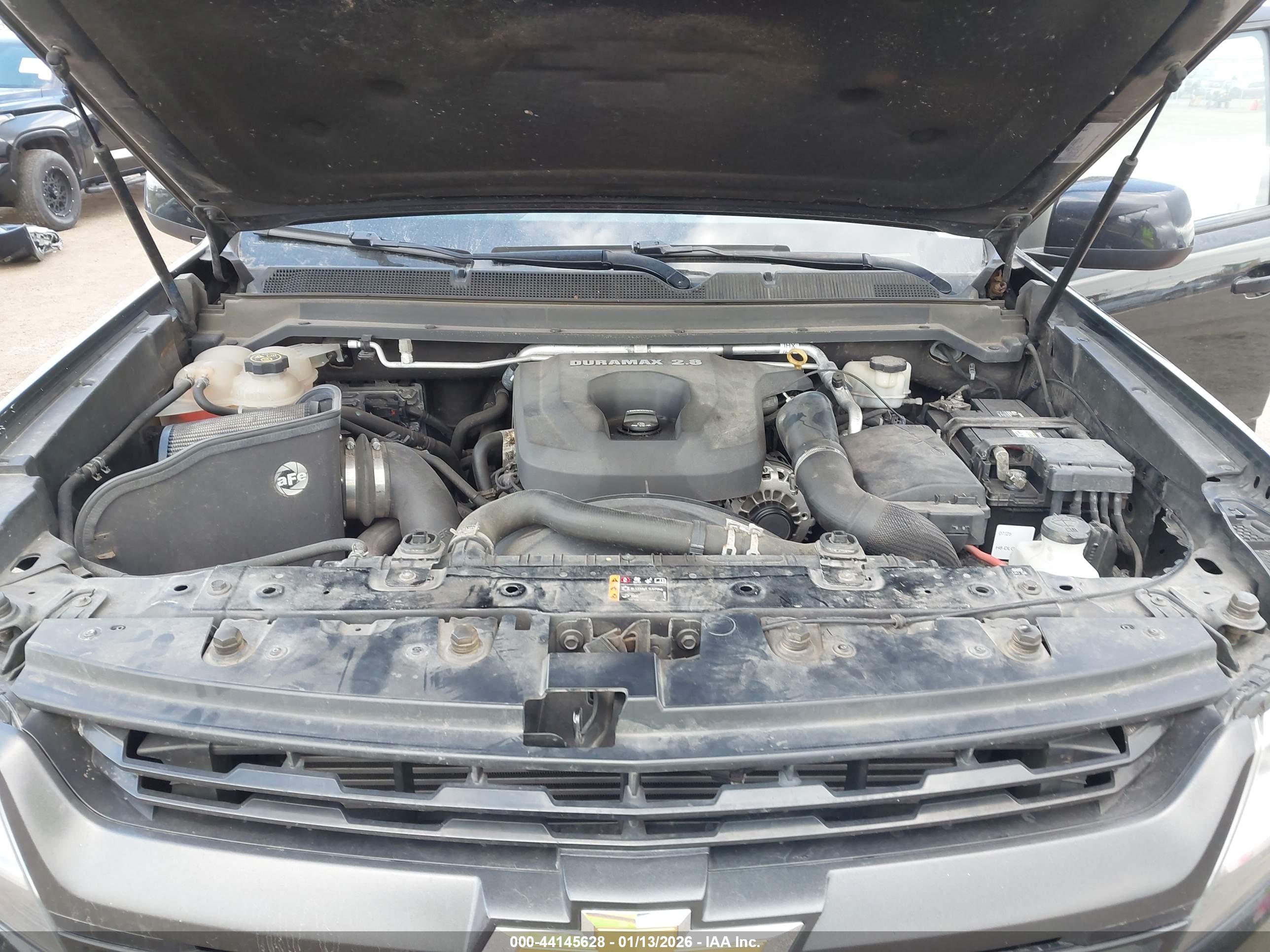 CHEVROLET COLORADO image 10