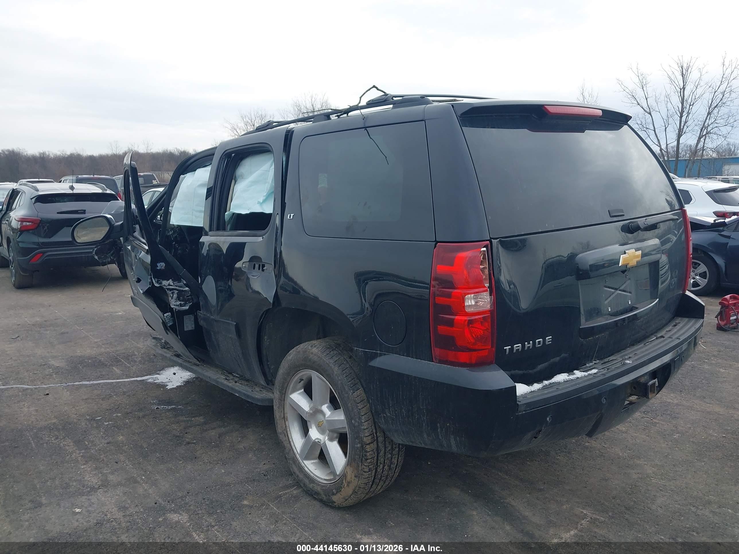 CHEVROLET TAHOE image 3