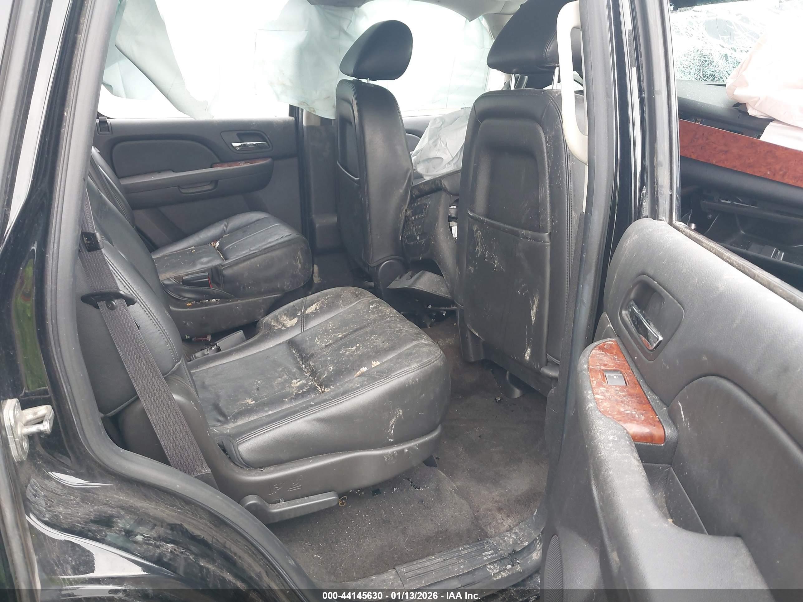 CHEVROLET TAHOE image 8