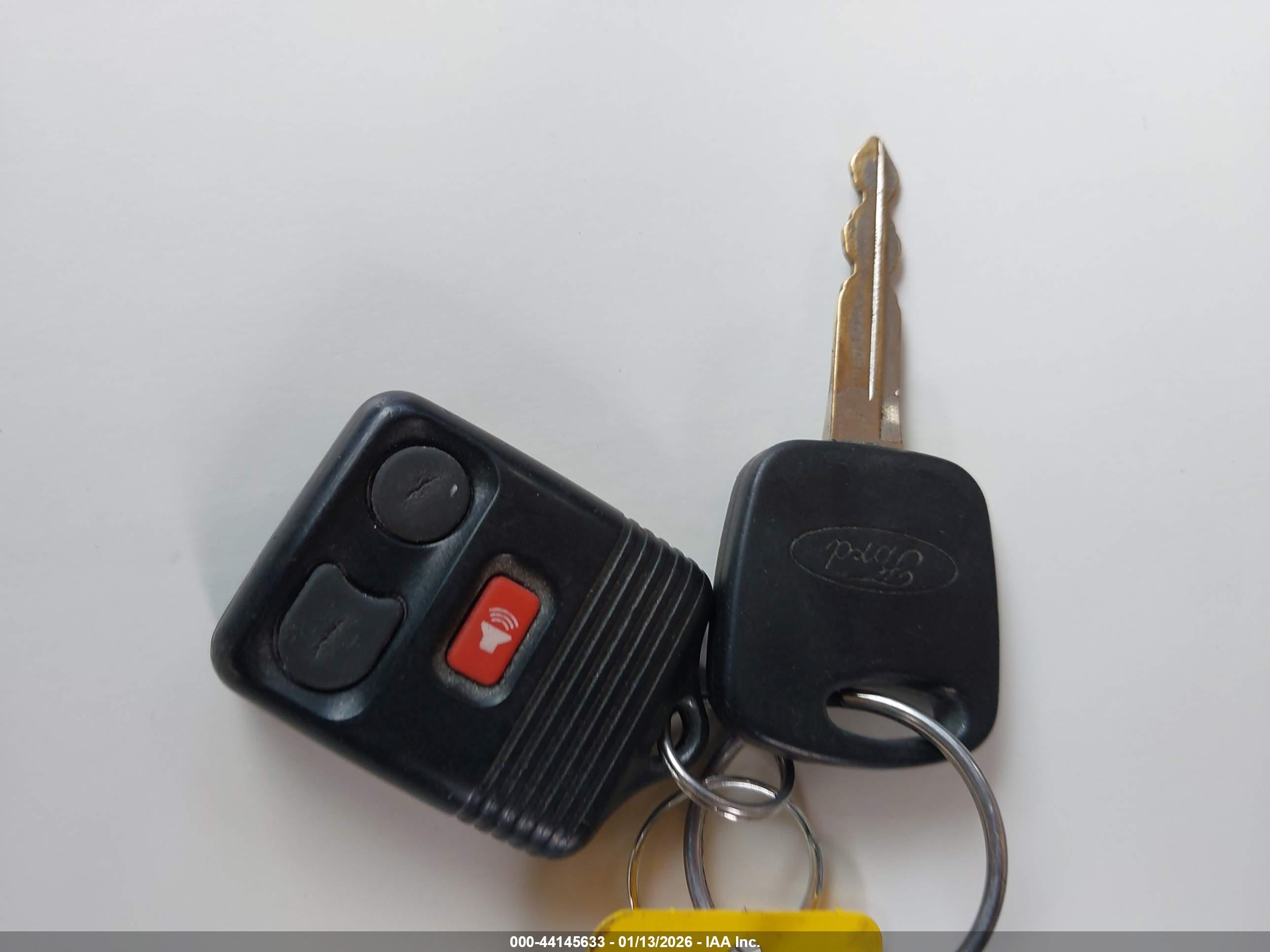 FORD ESCAPE image 11