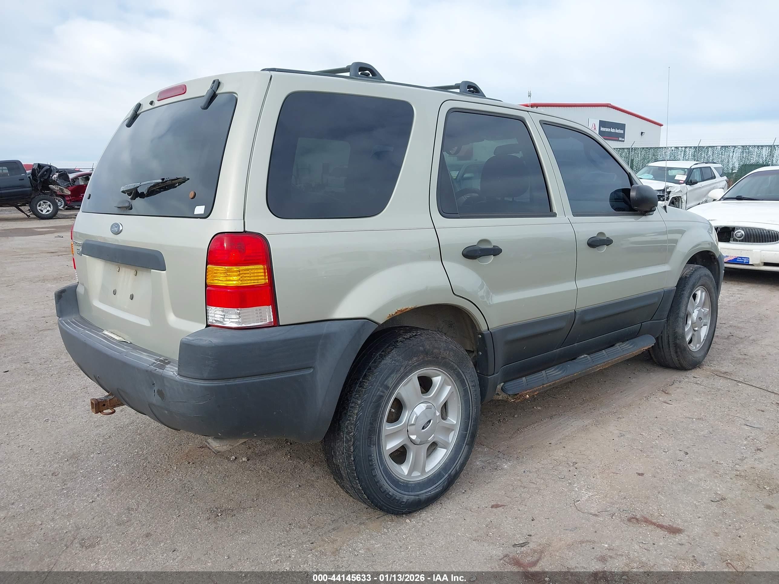 FORD ESCAPE image 4