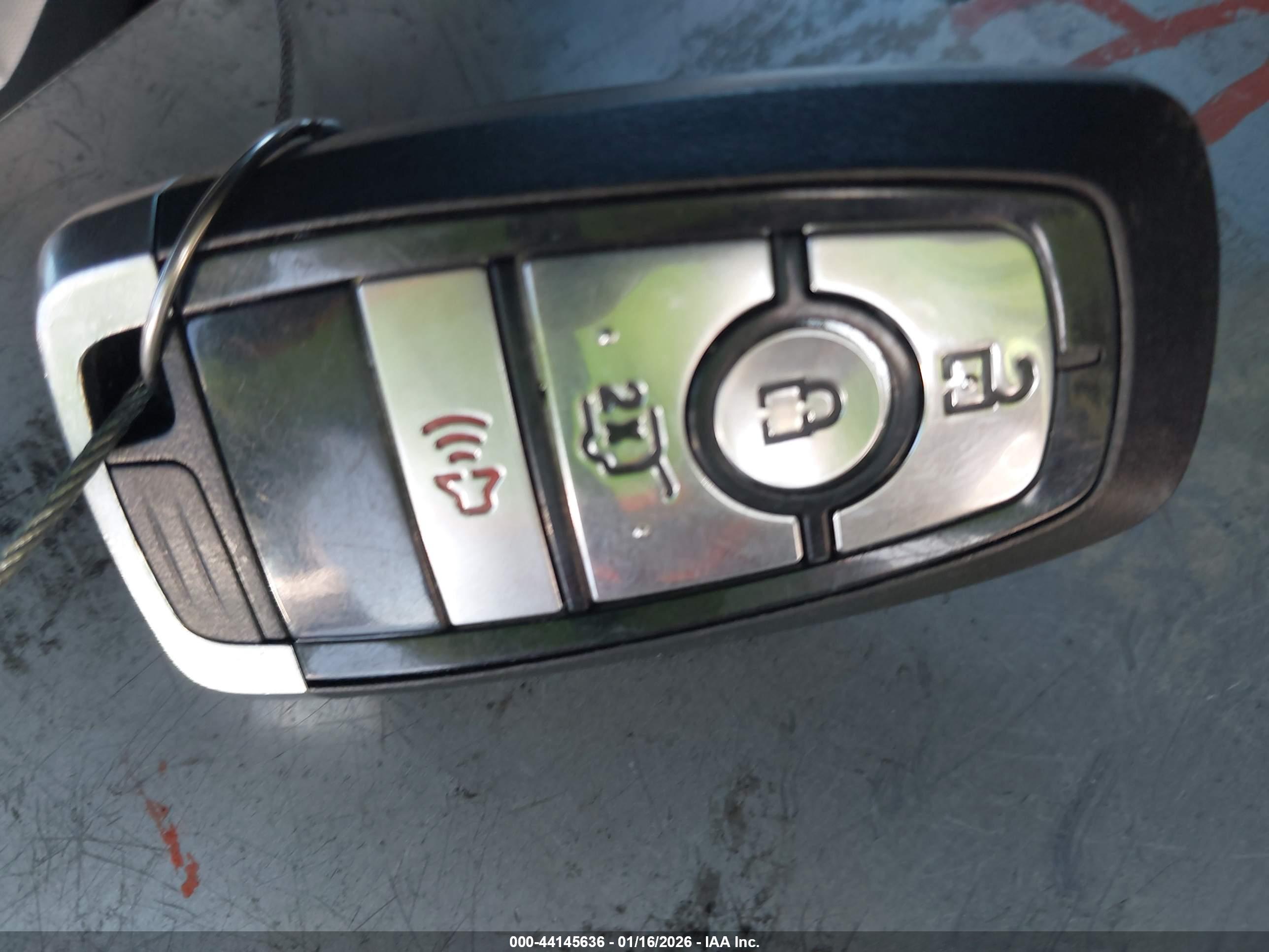 FORD EXPLORER image 11