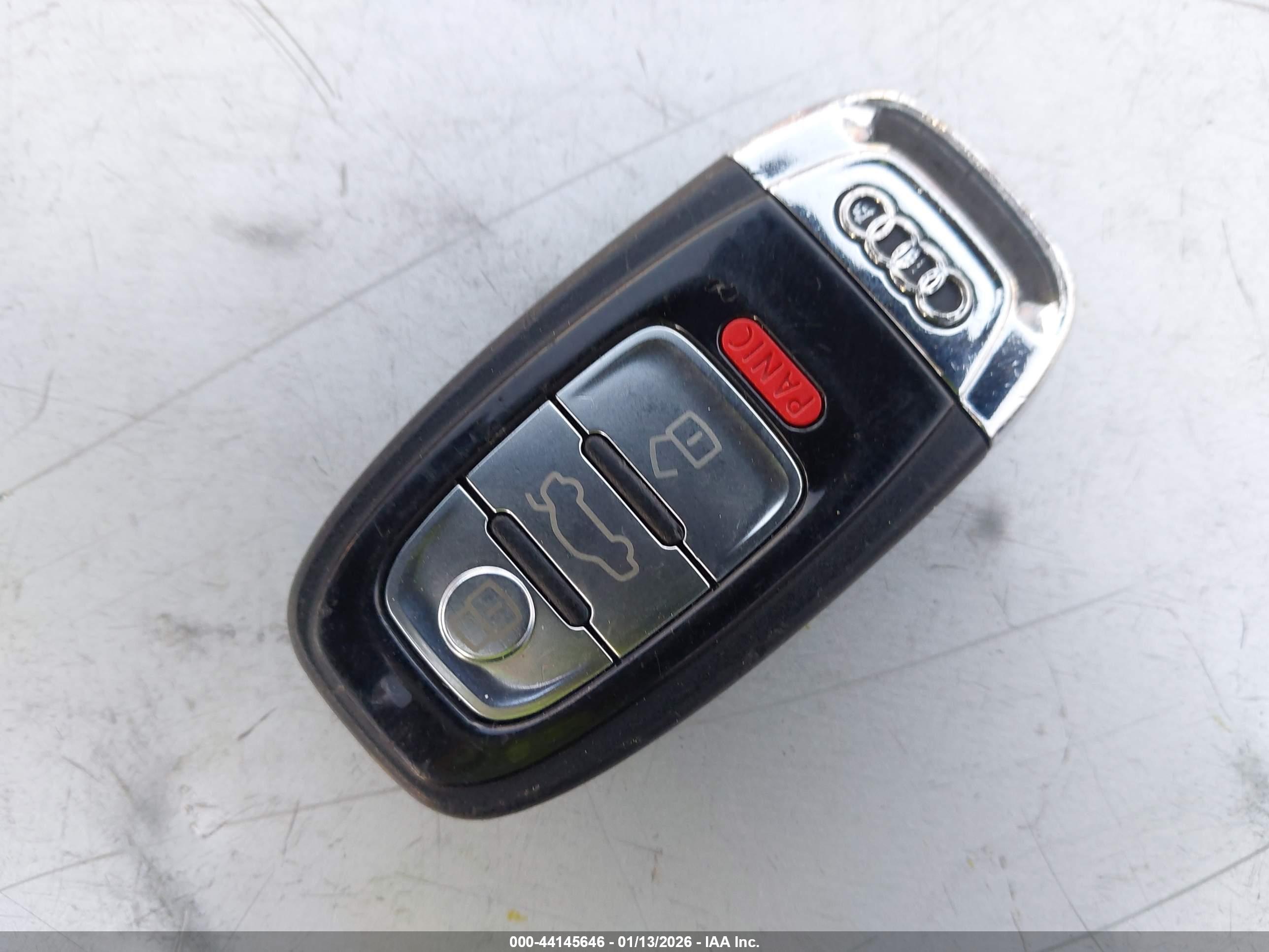 AUDI A8 image 11