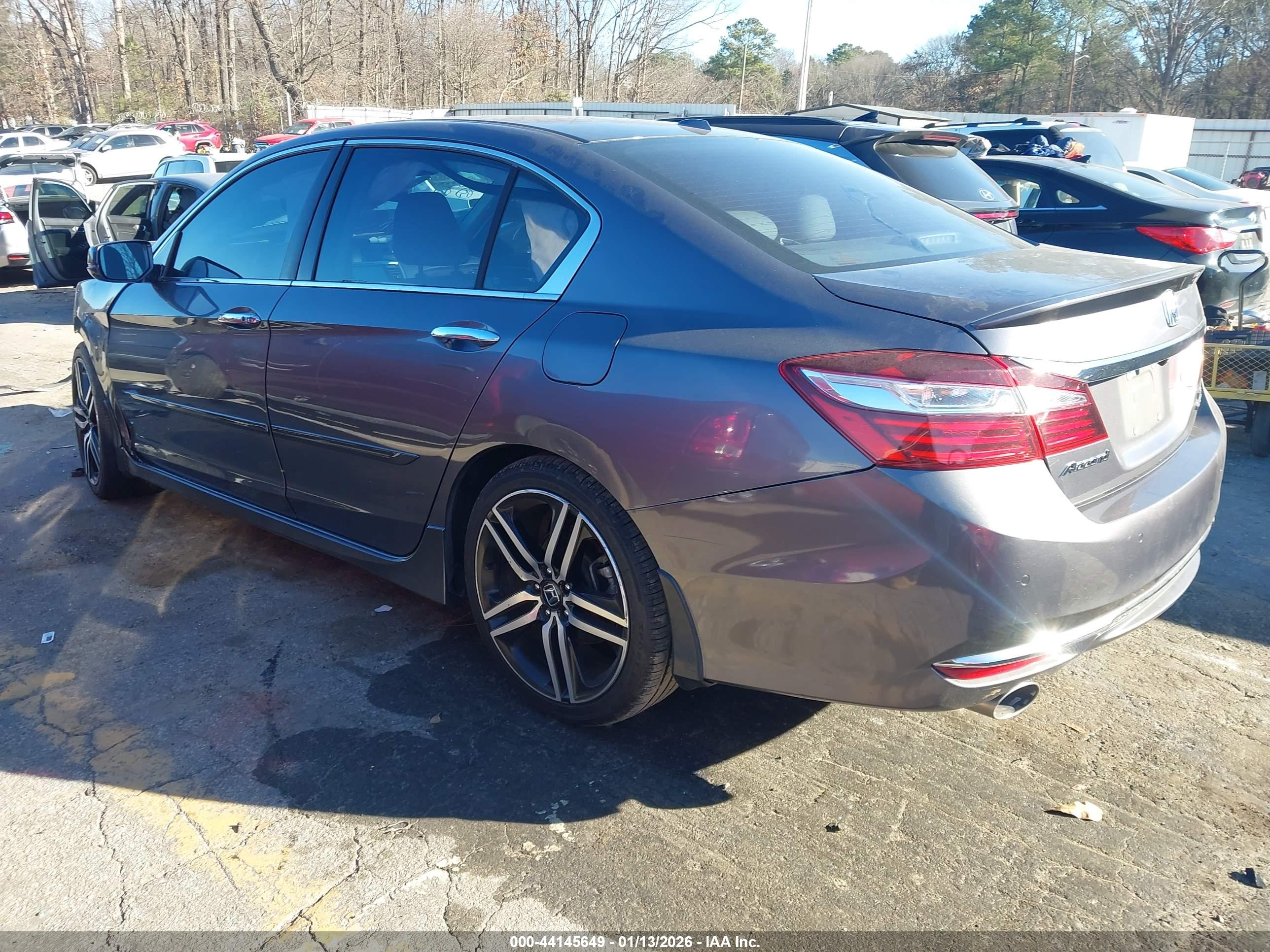 HONDA ACCORD image 3