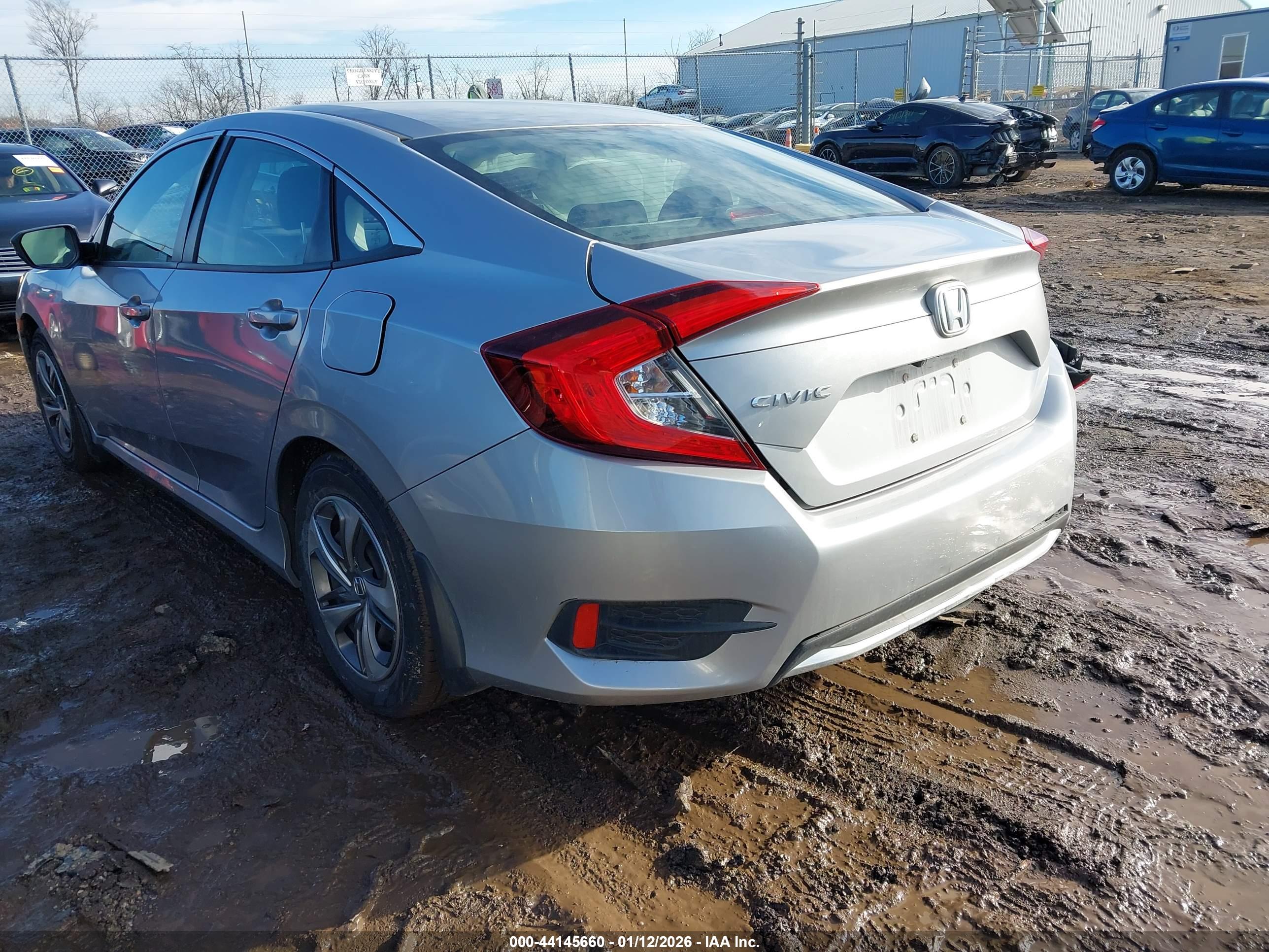 HONDA CIVIC image 3