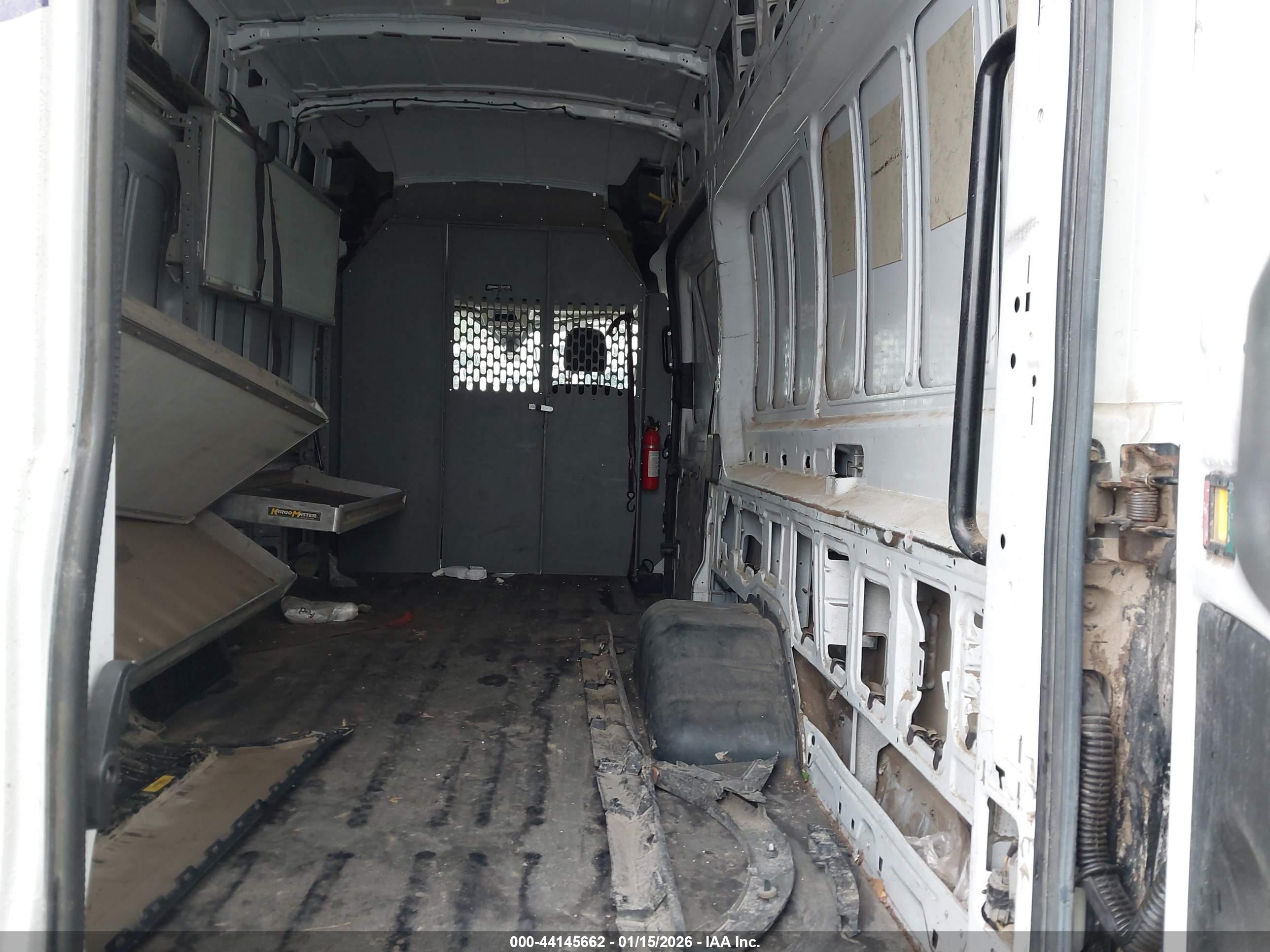 FORD TRANSIT-350 image 8