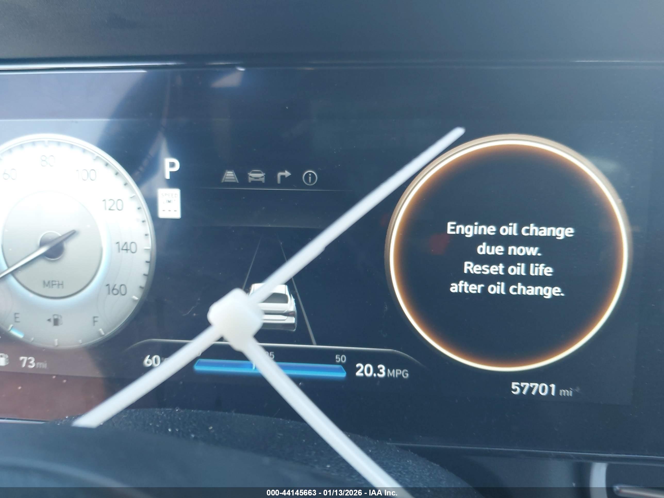 HYUNDAI ELANTRA image 7