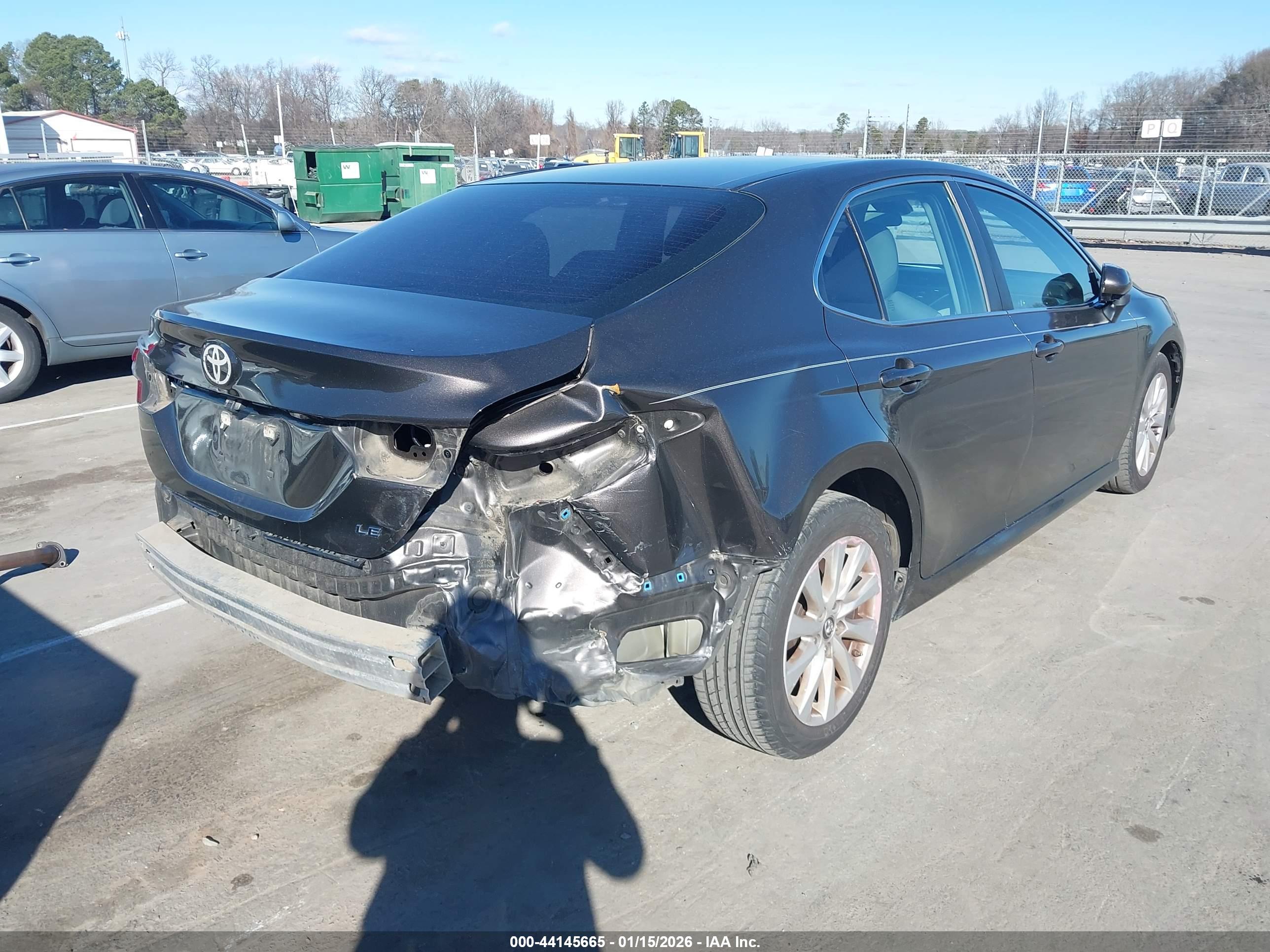 TOYOTA CAMRY image 6