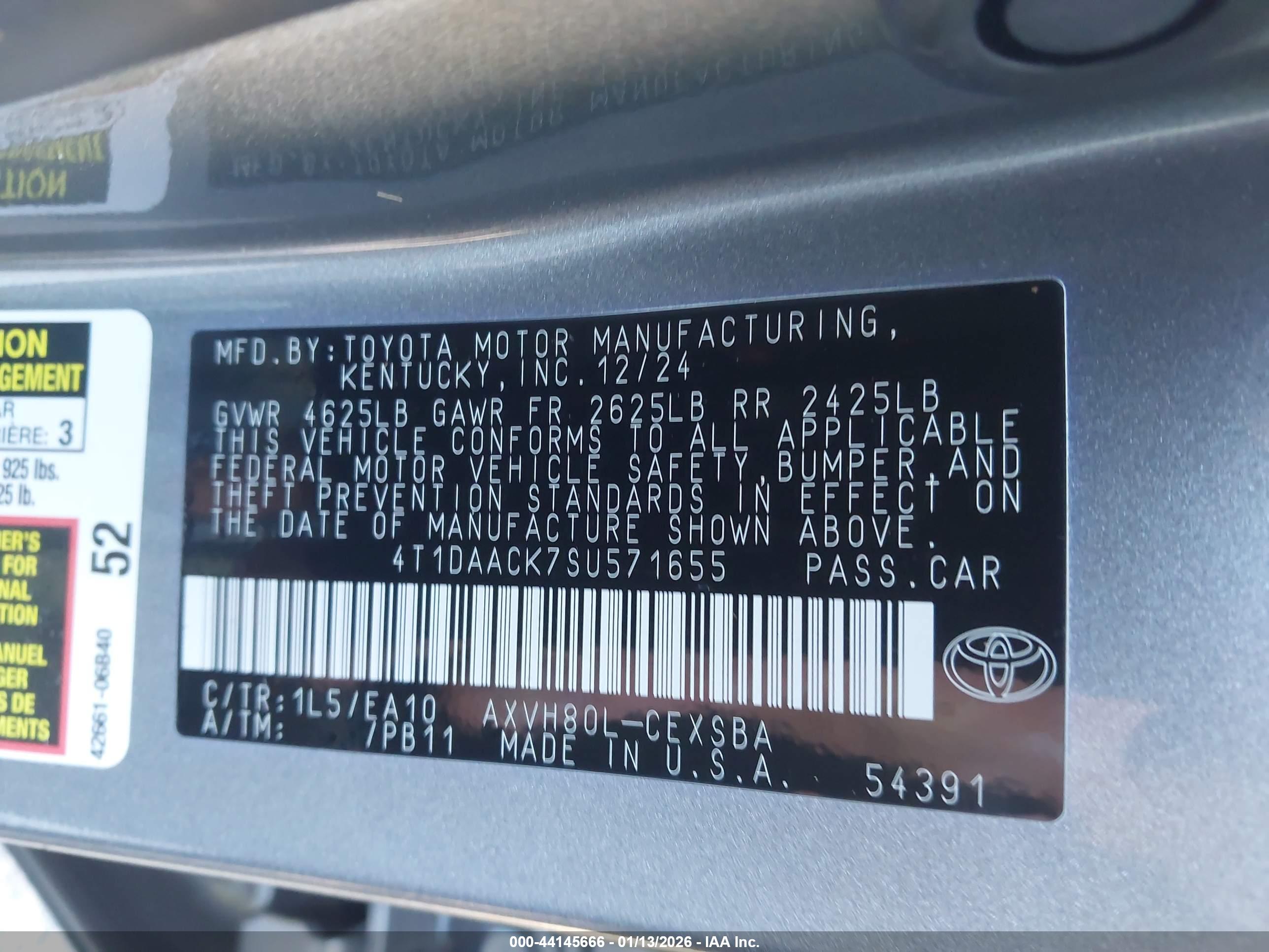 TOYOTA CAMRY image 9