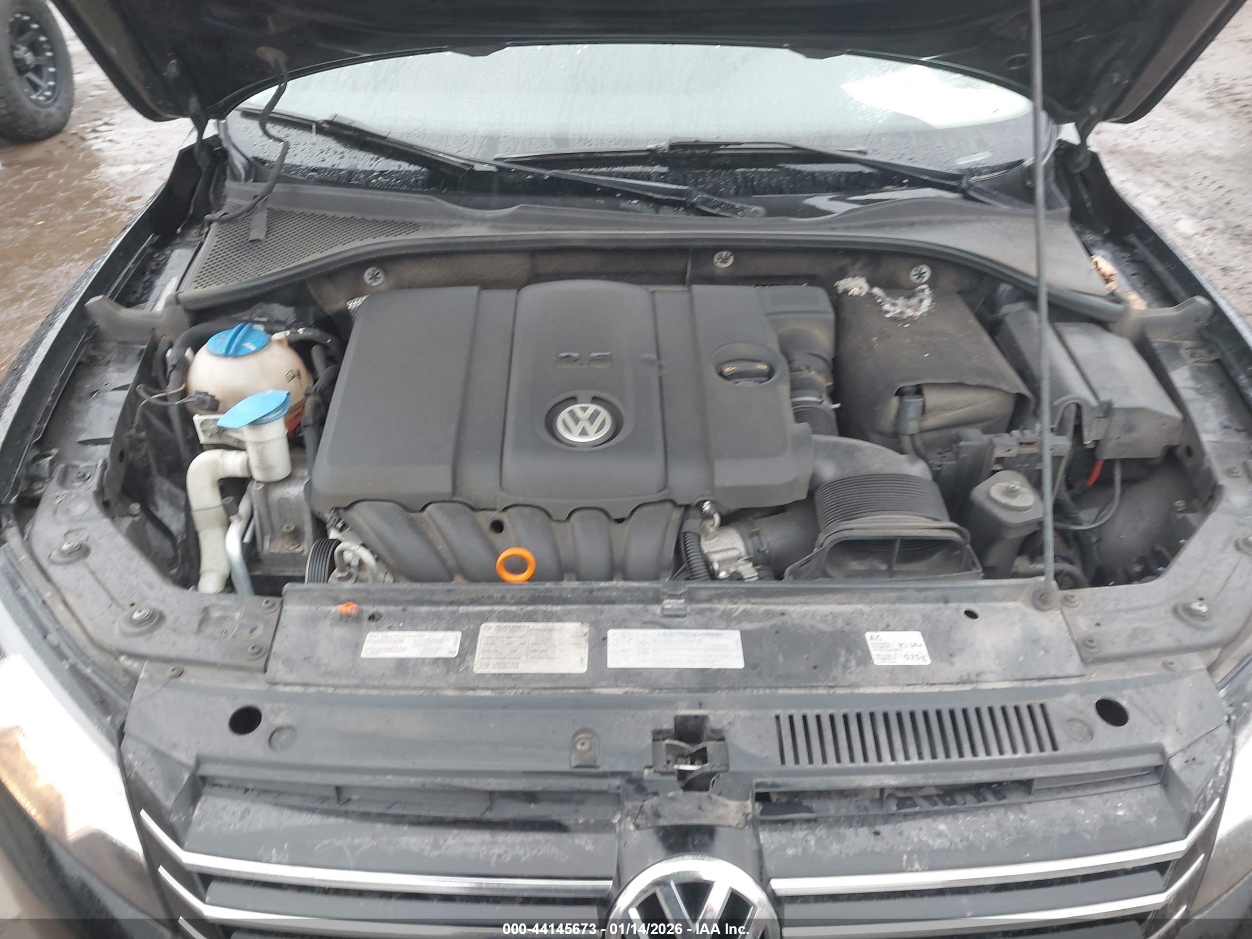 VOLKSWAGEN PASSAT image 10