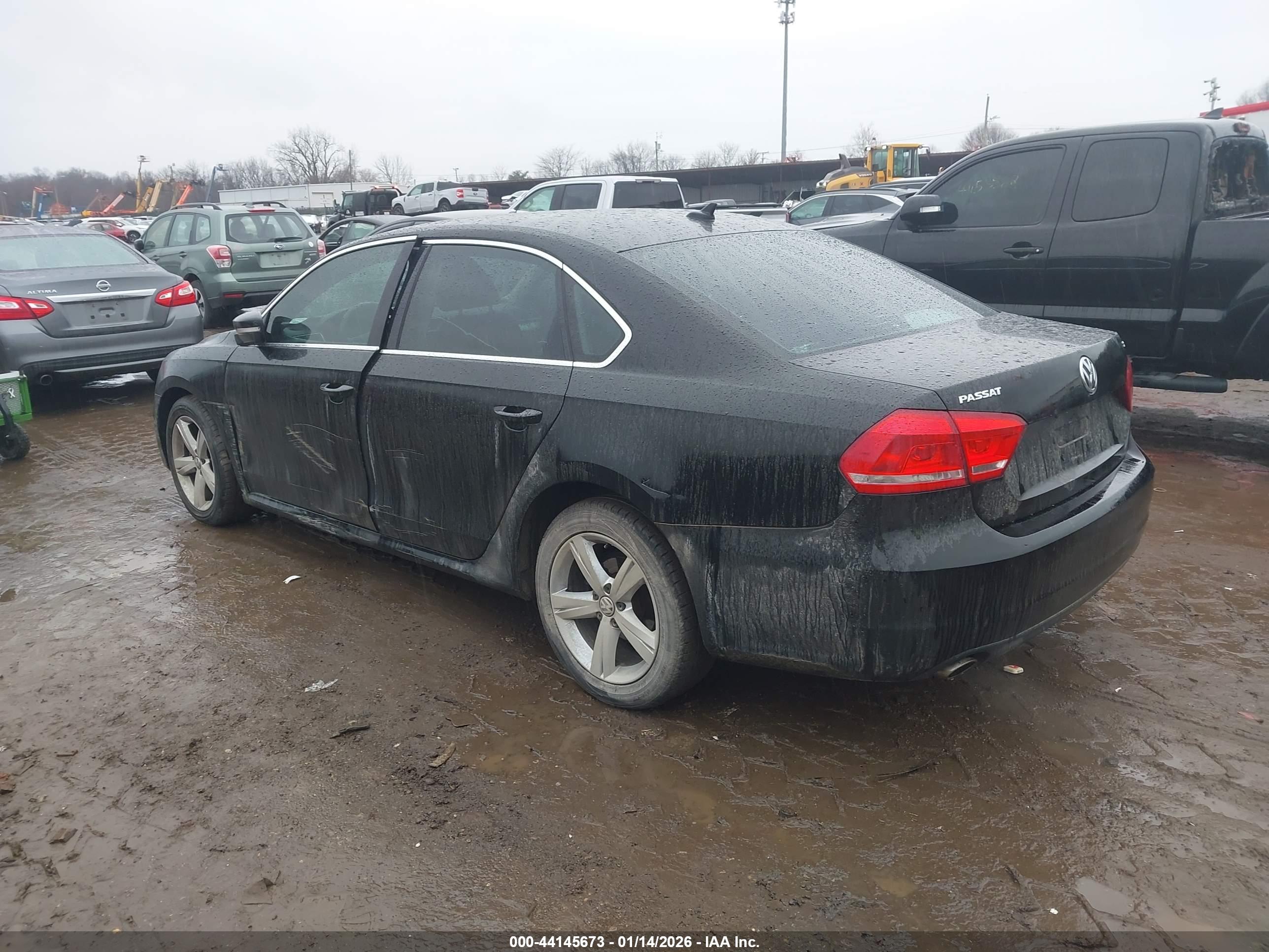 VOLKSWAGEN PASSAT image 3