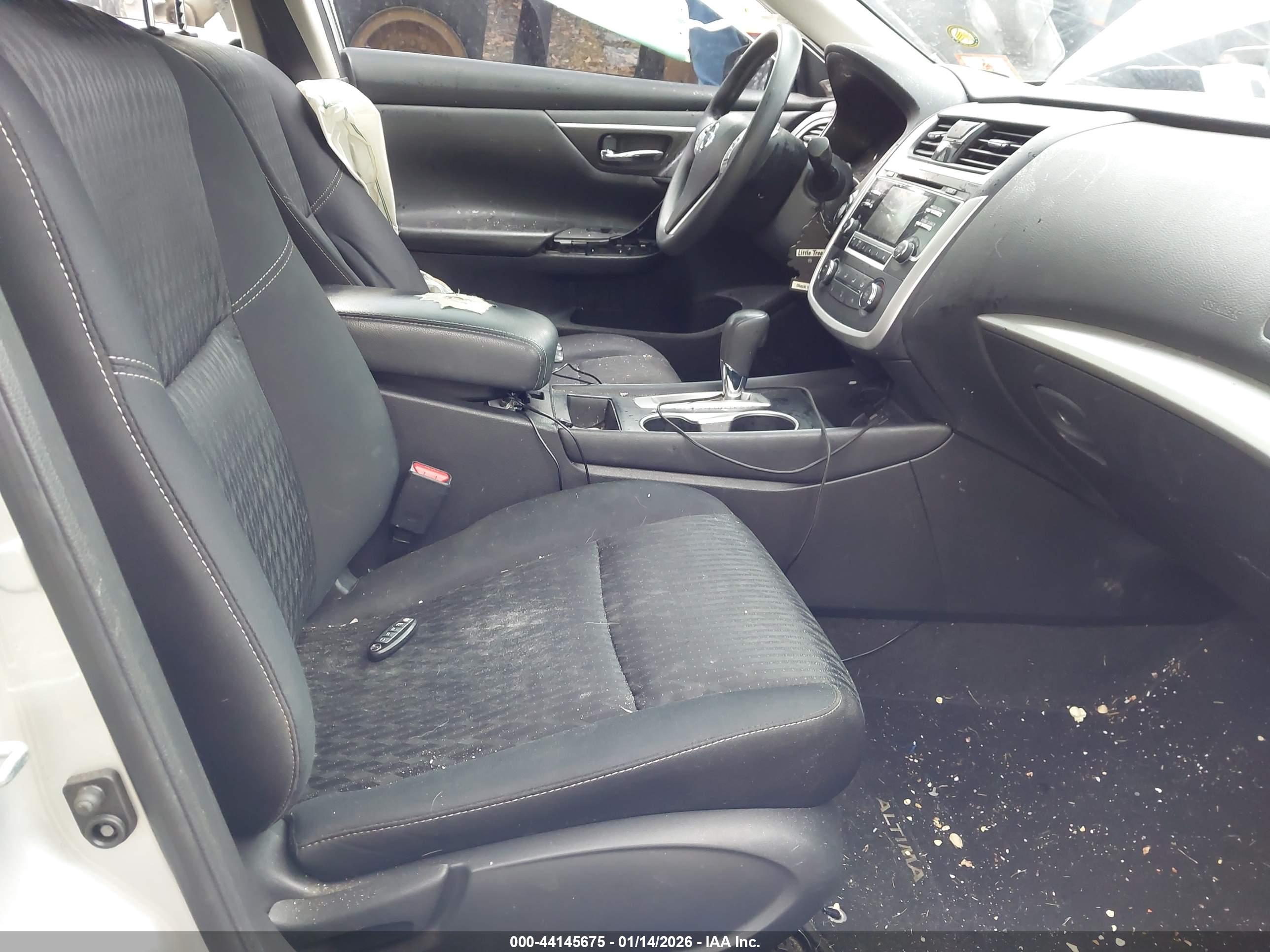 NISSAN ALTIMA image 5