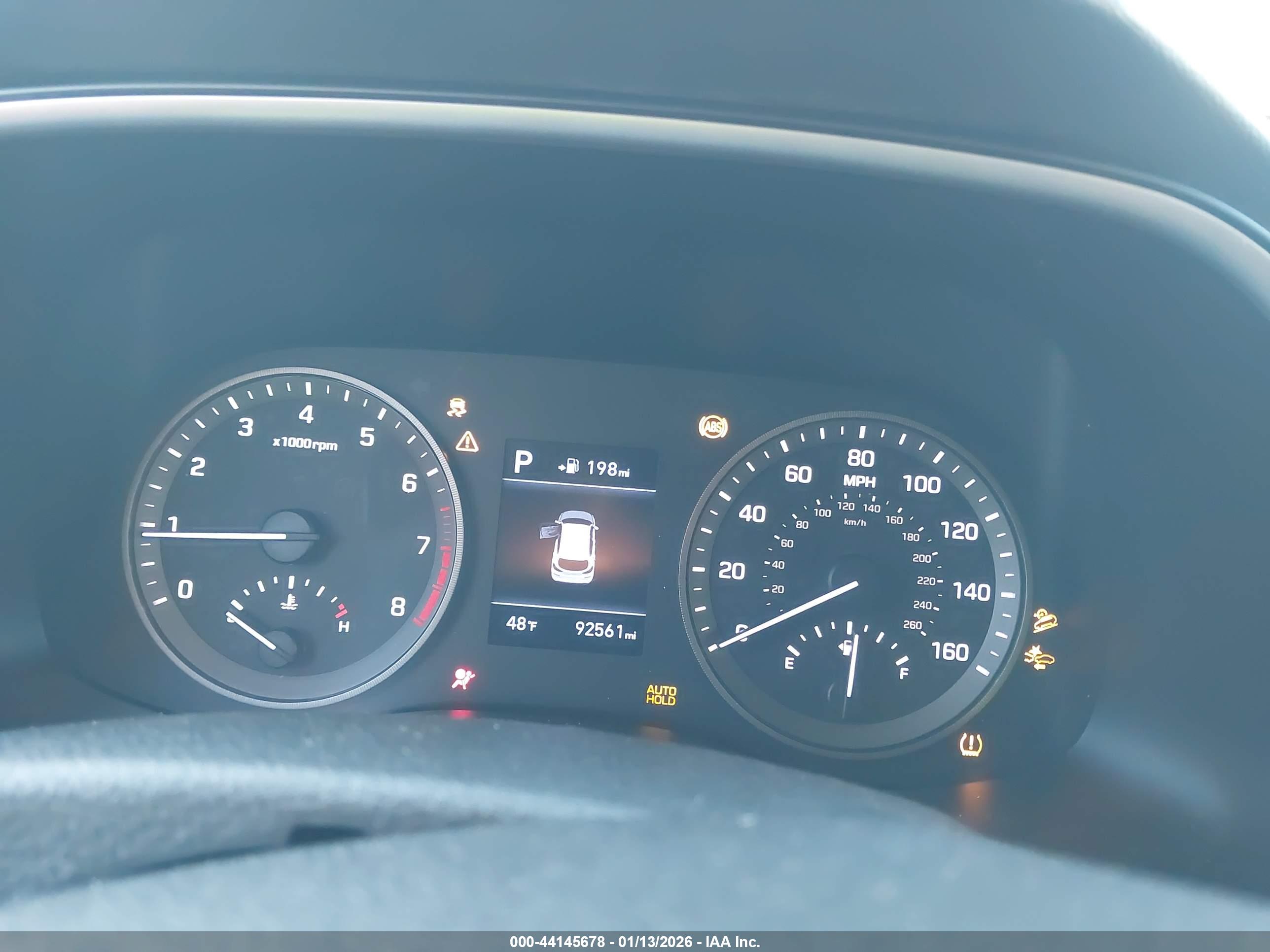HYUNDAI TUCSON image 7