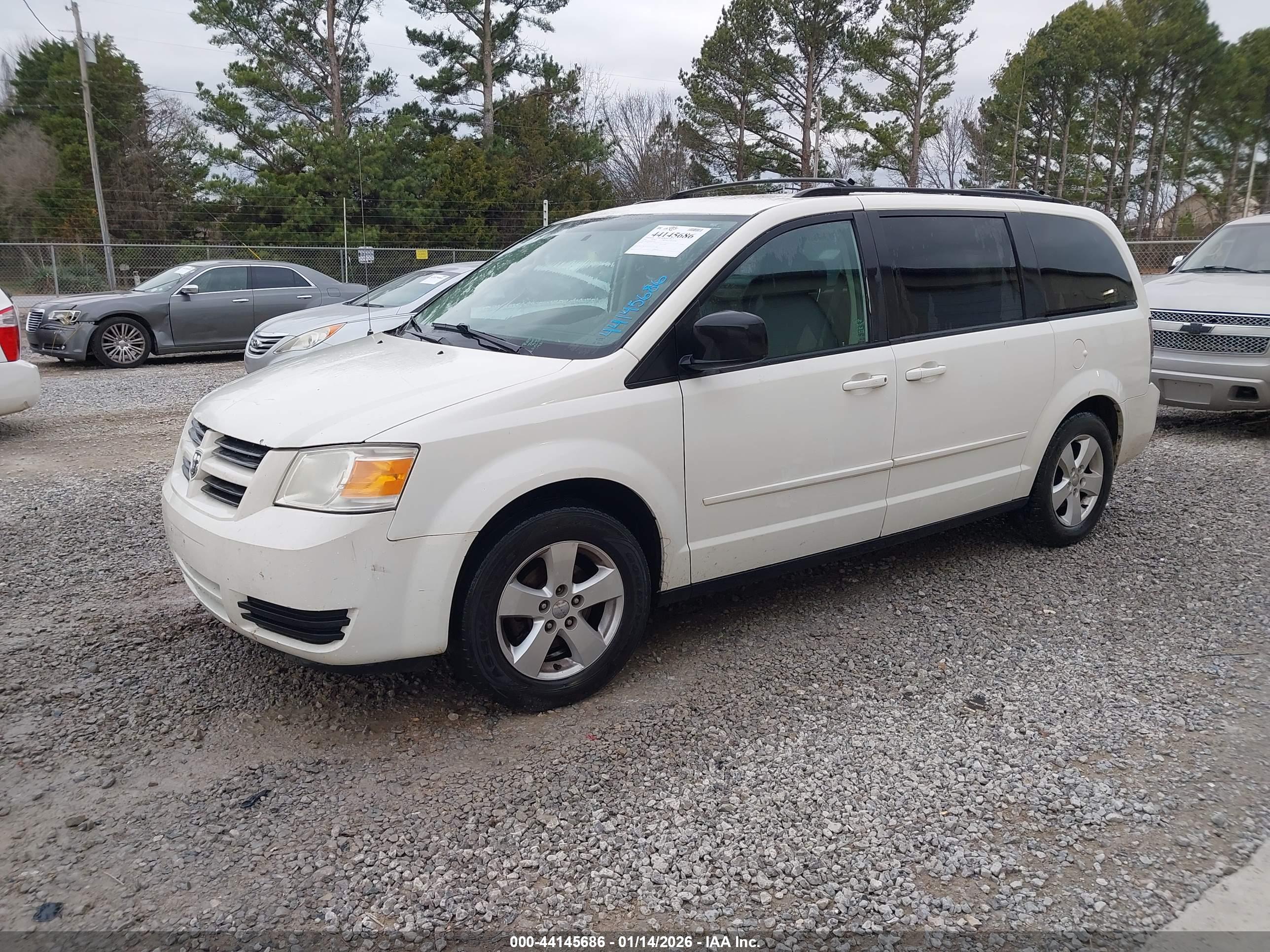 DODGE GRAND image 2