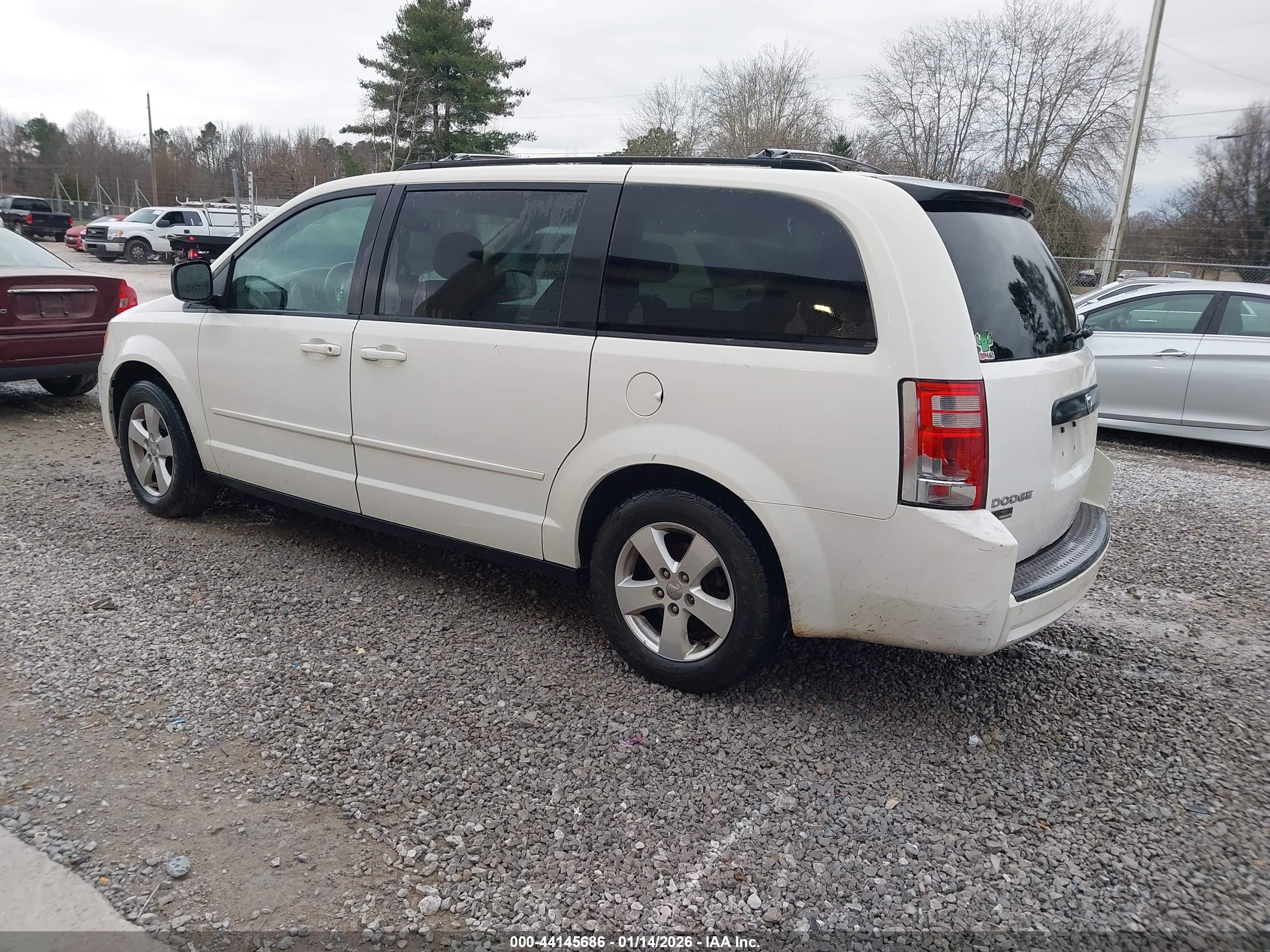 DODGE GRAND image 3