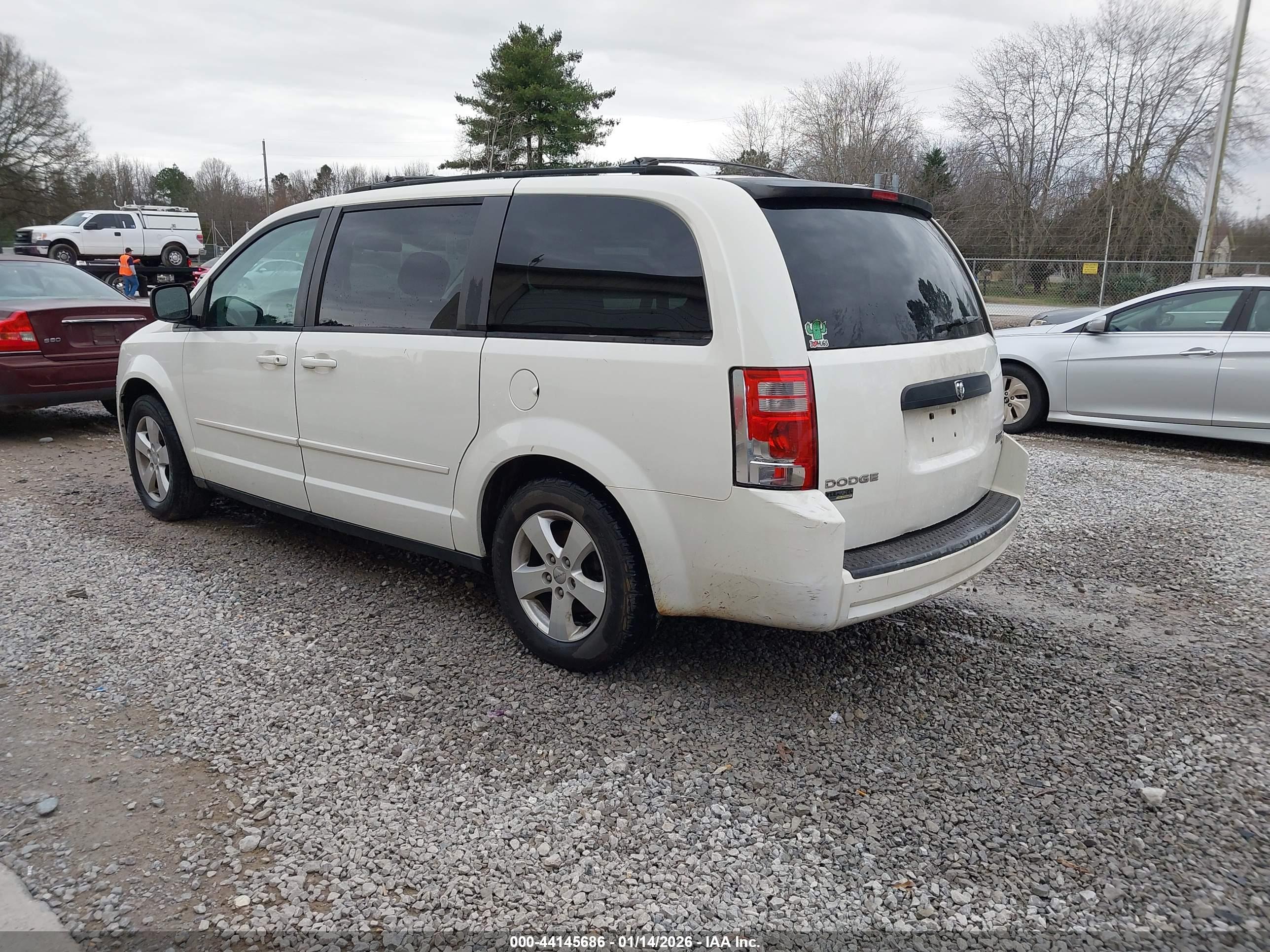 DODGE GRAND image 6