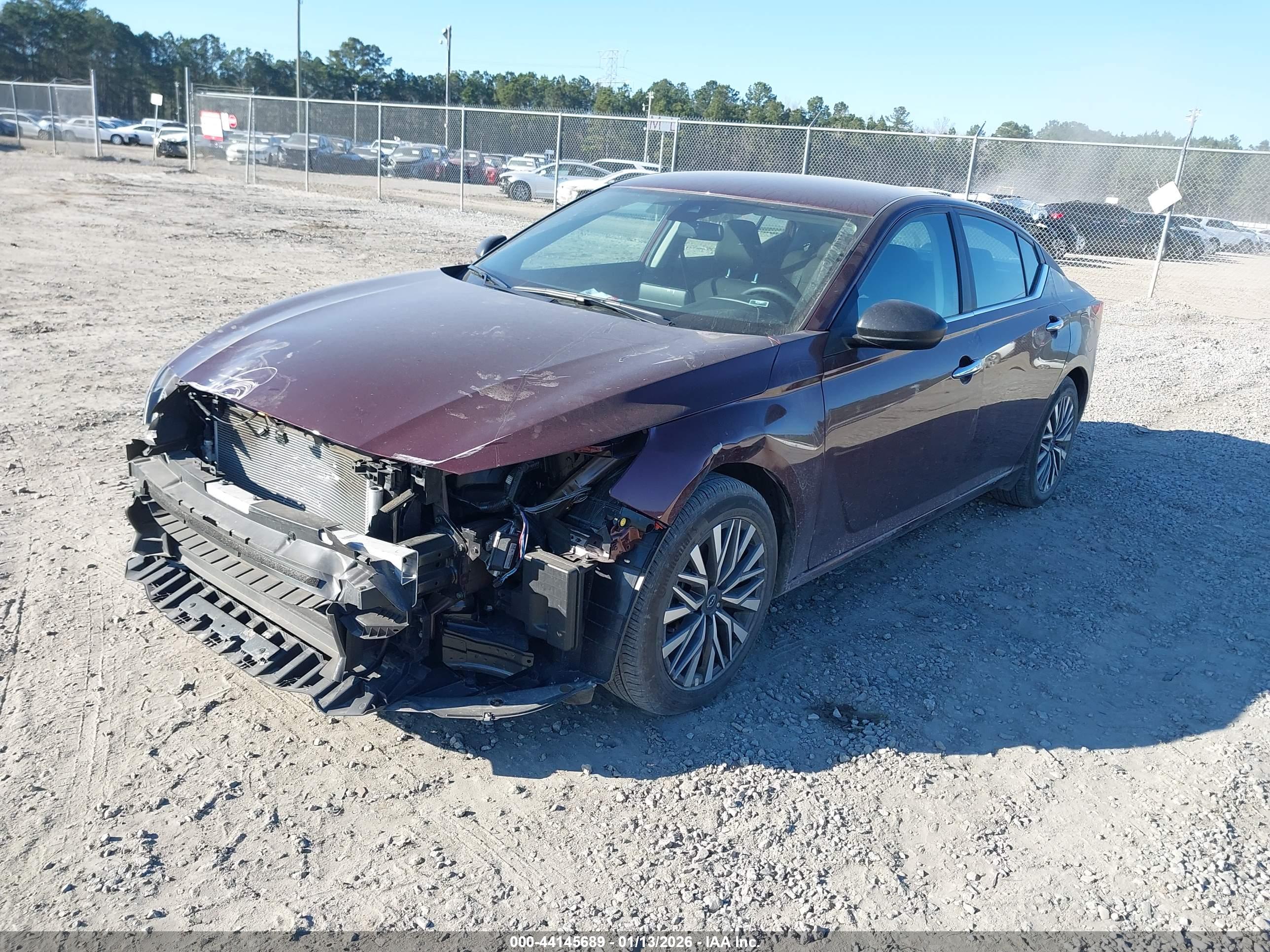 NISSAN ALTIMA image 2