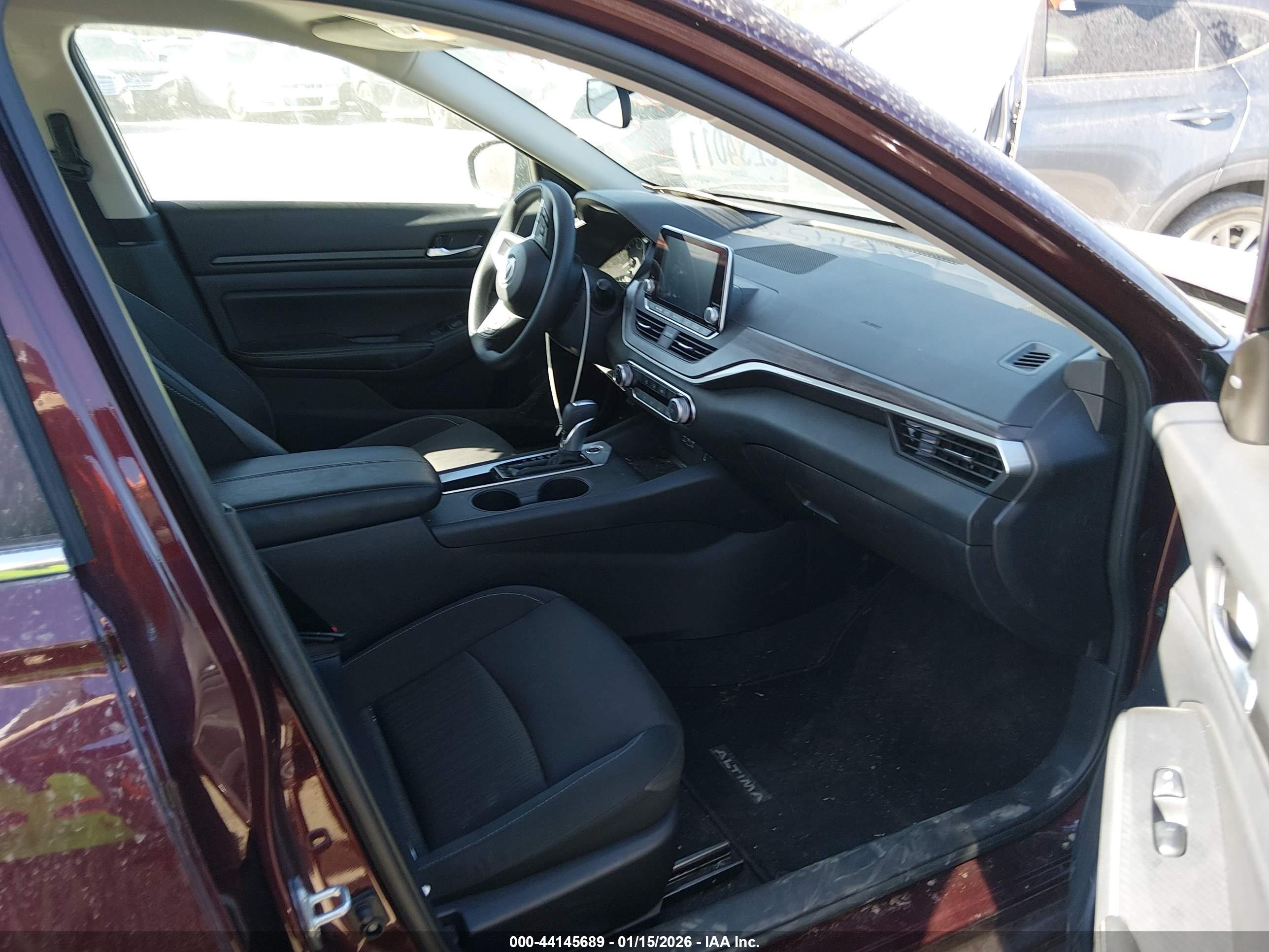 NISSAN ALTIMA image 5