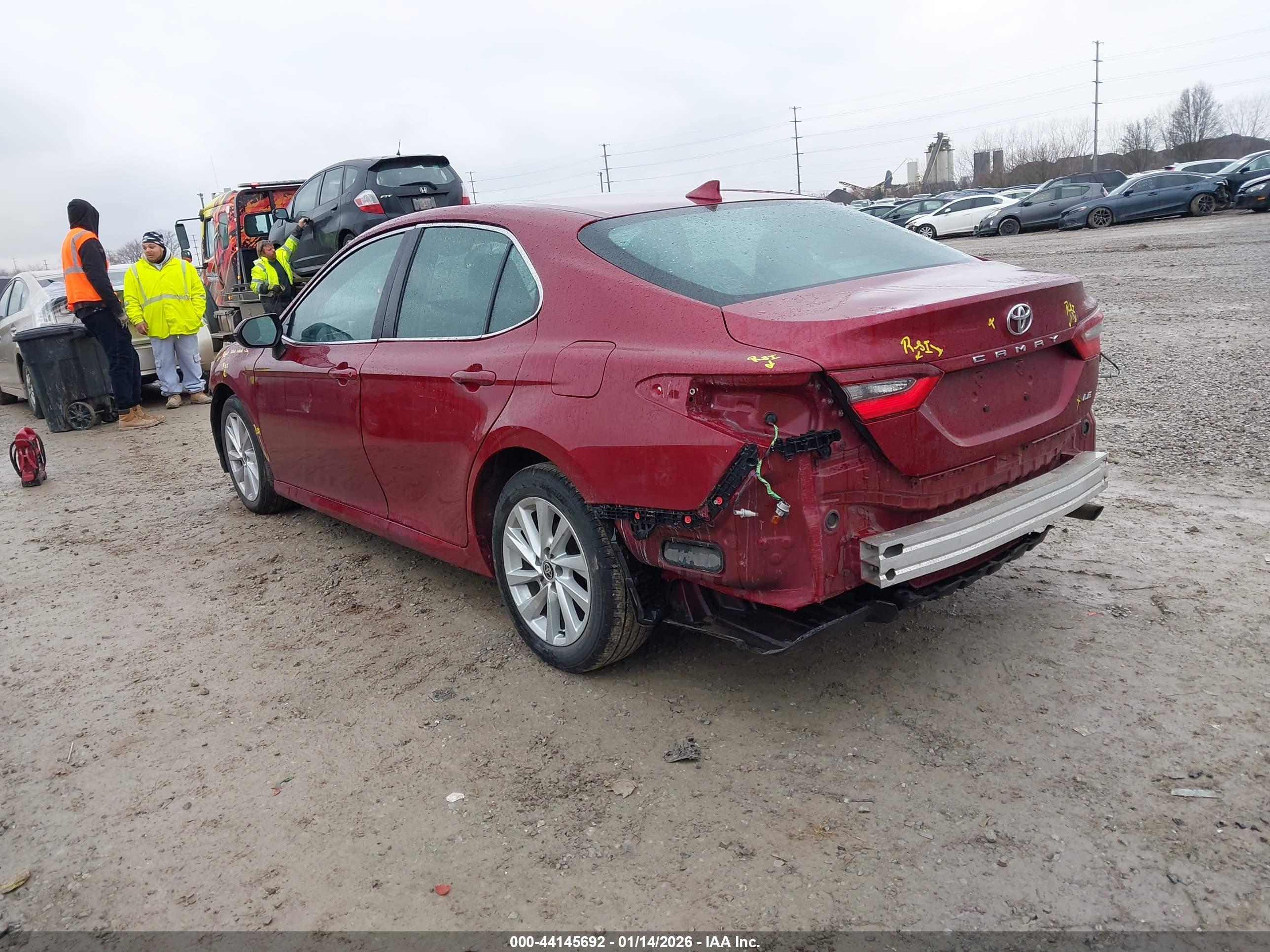 TOYOTA CAMRY image 3