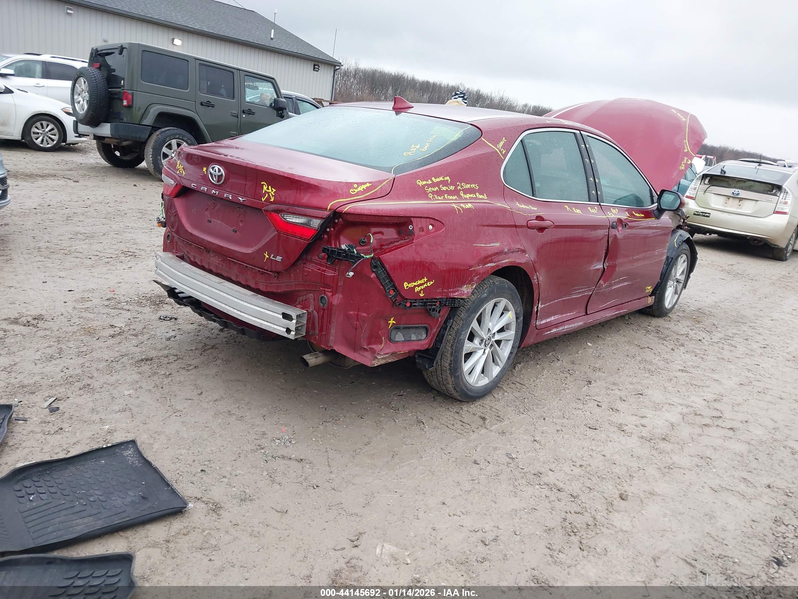 TOYOTA CAMRY image 4
