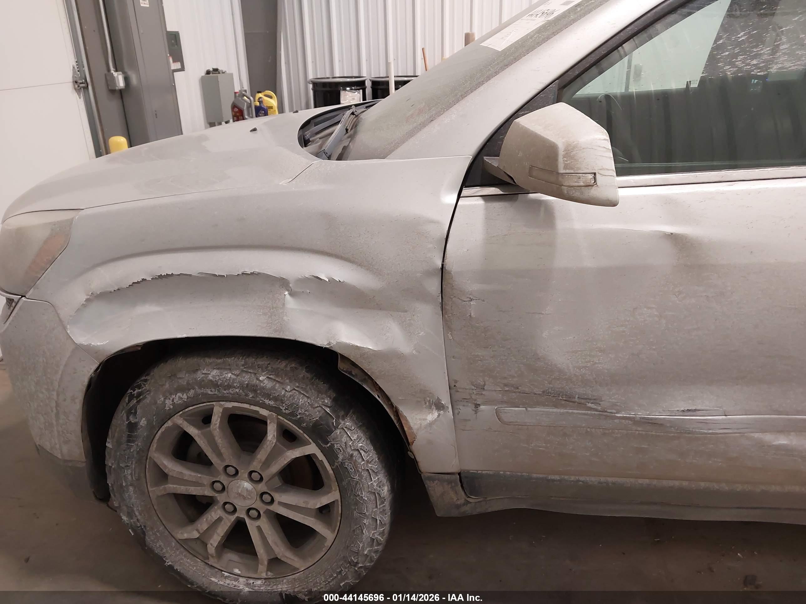 GMC ACADIA image 6