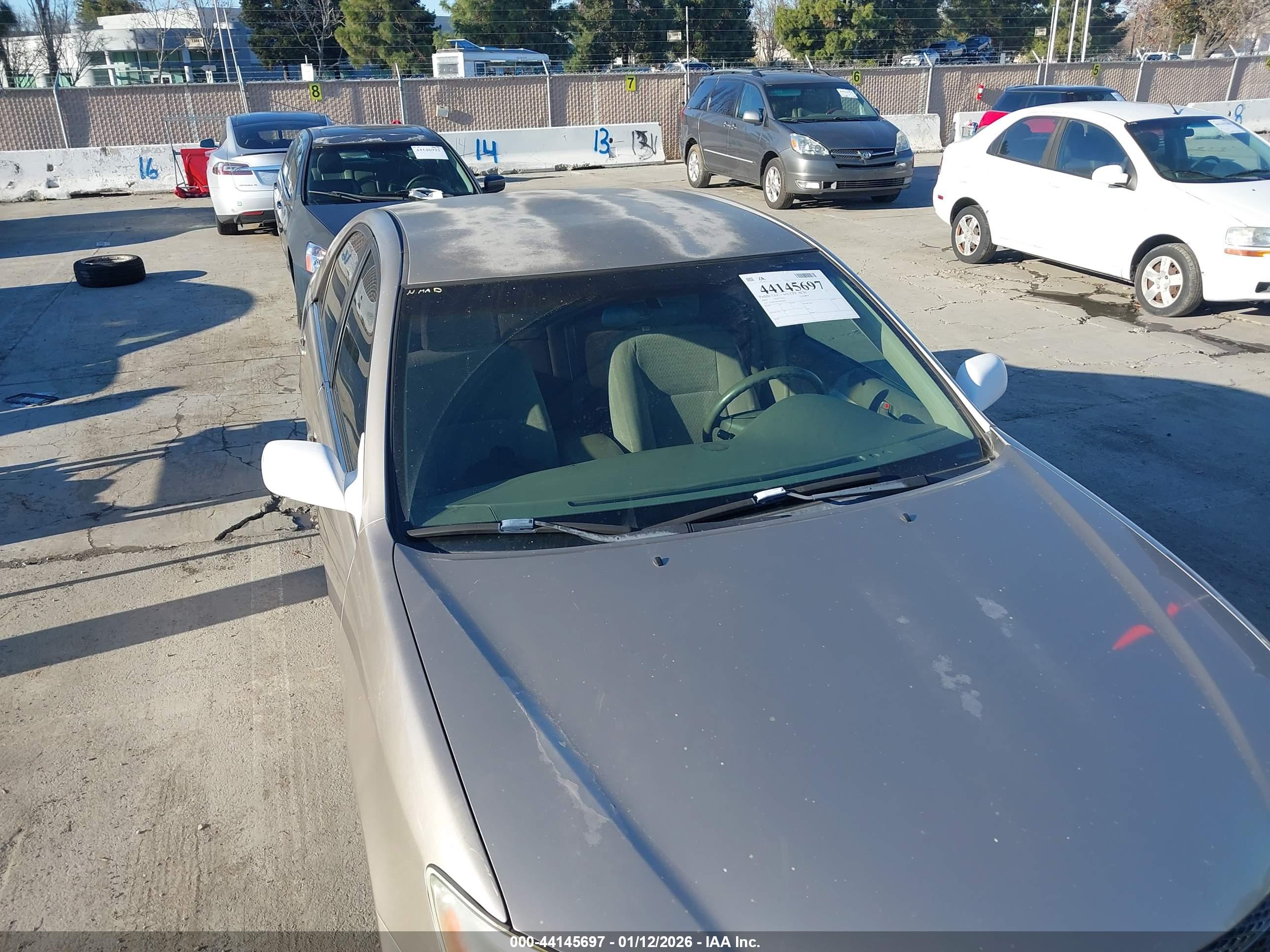 TOYOTA CAMRY image 6