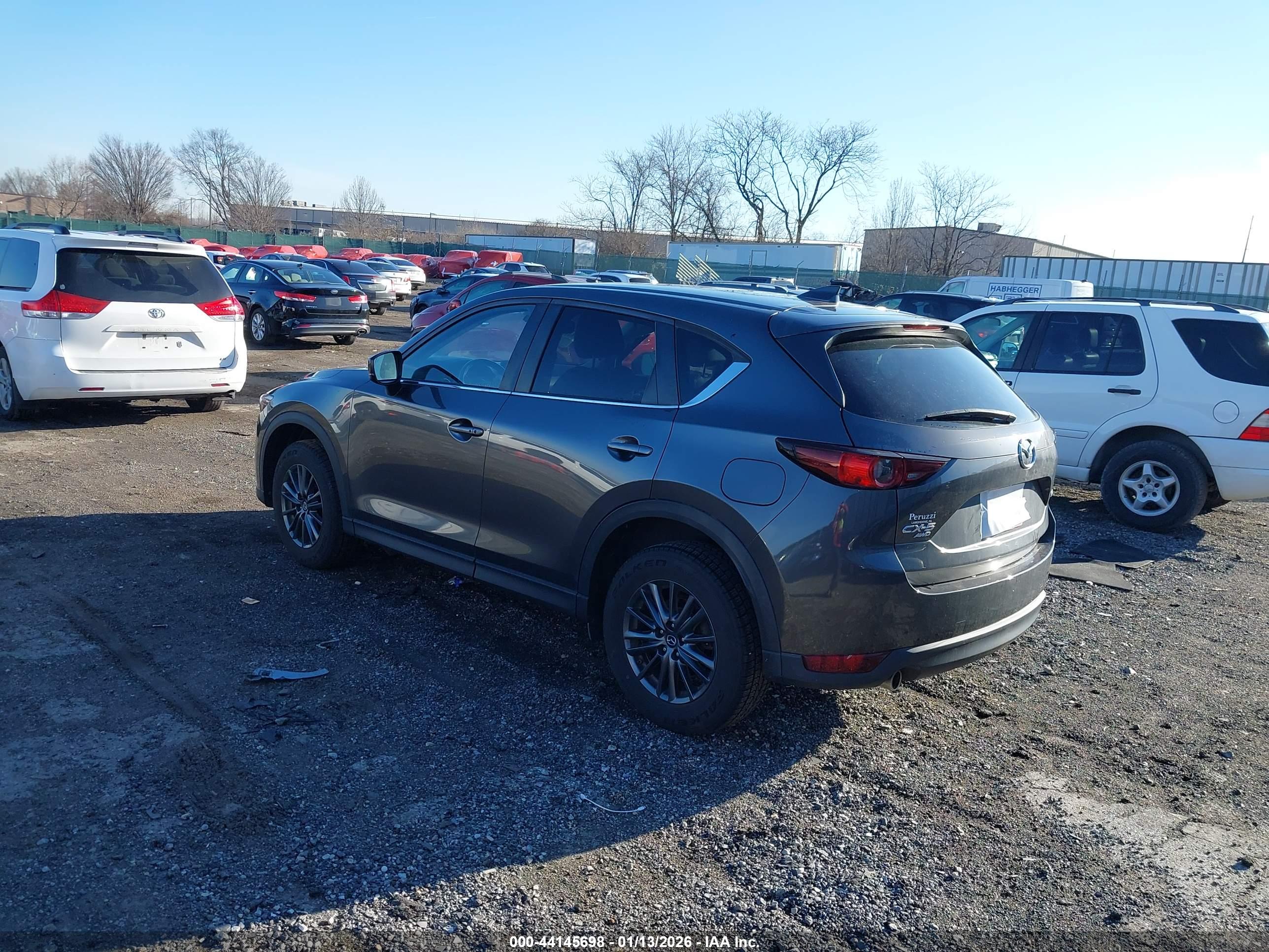 MAZDA CX-5 image 3