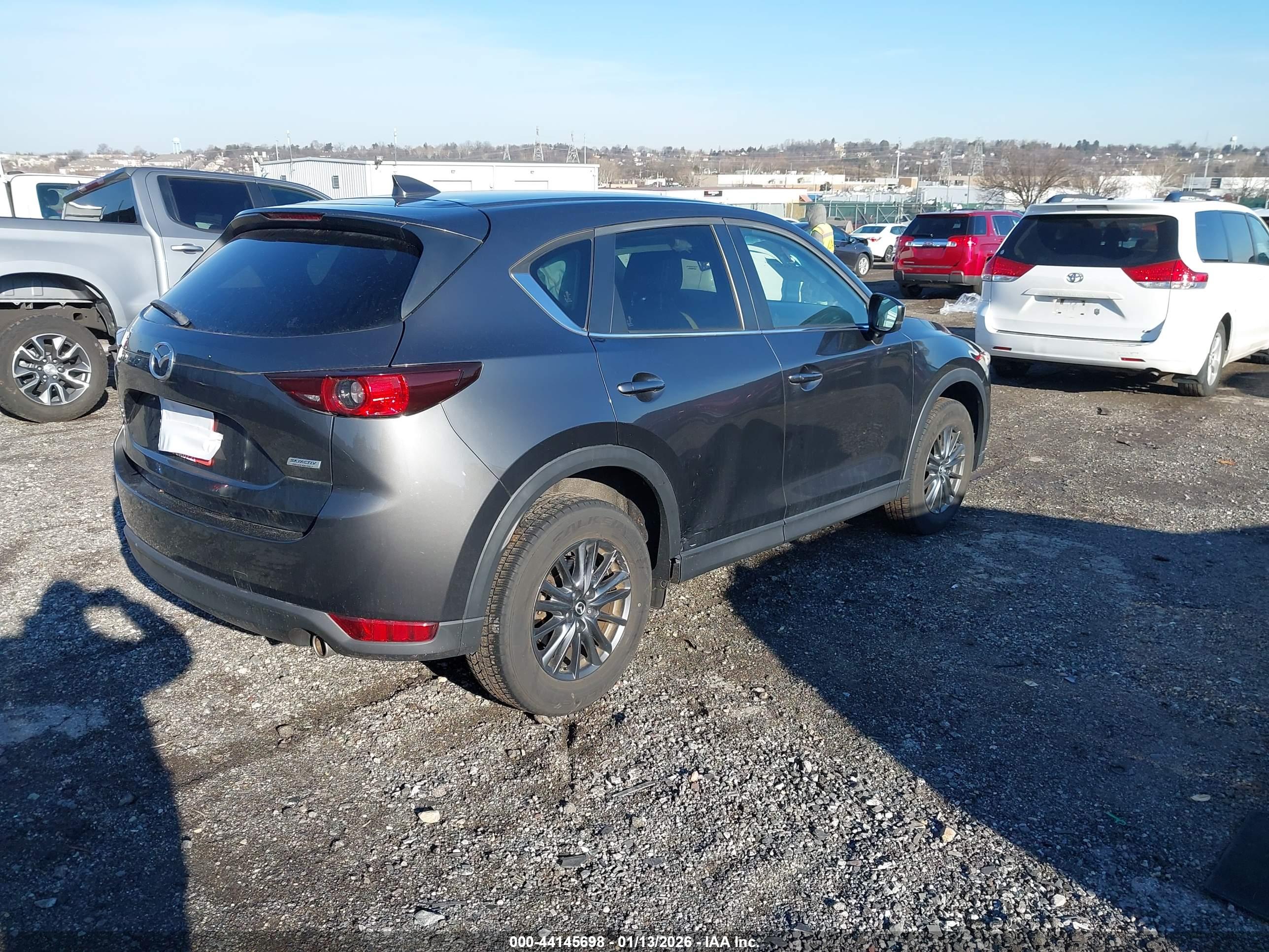 MAZDA CX-5 image 4