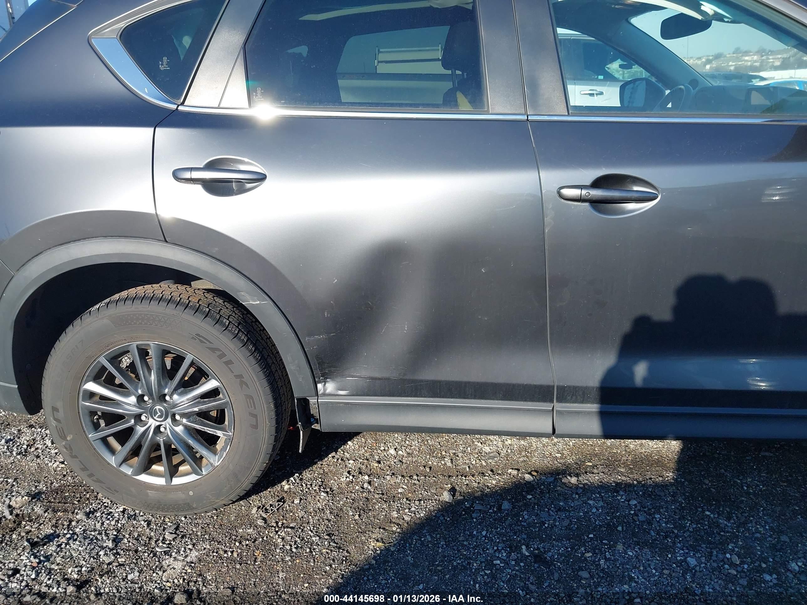 MAZDA CX-5 image 6