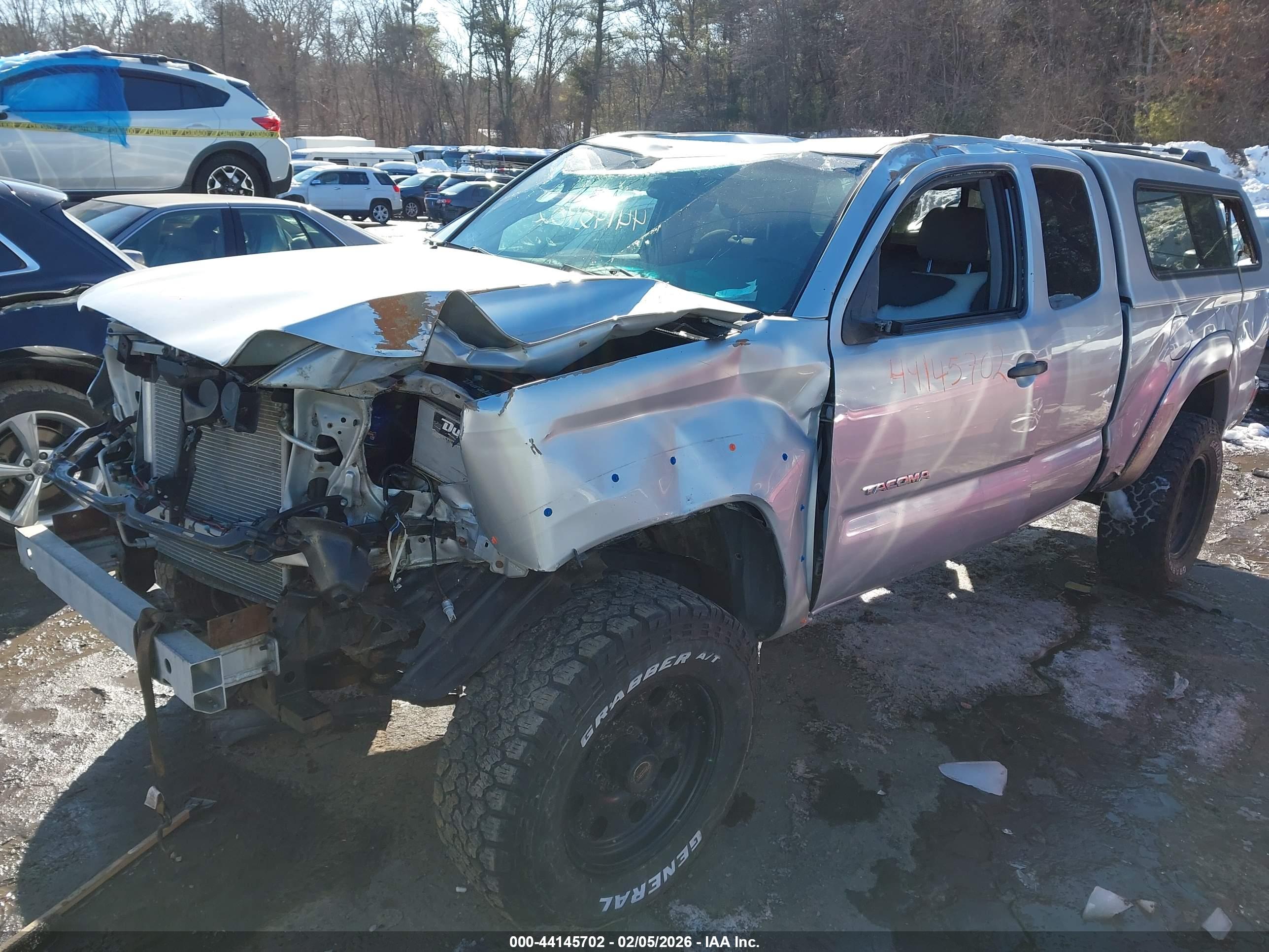 TOYOTA TACOMA image 2