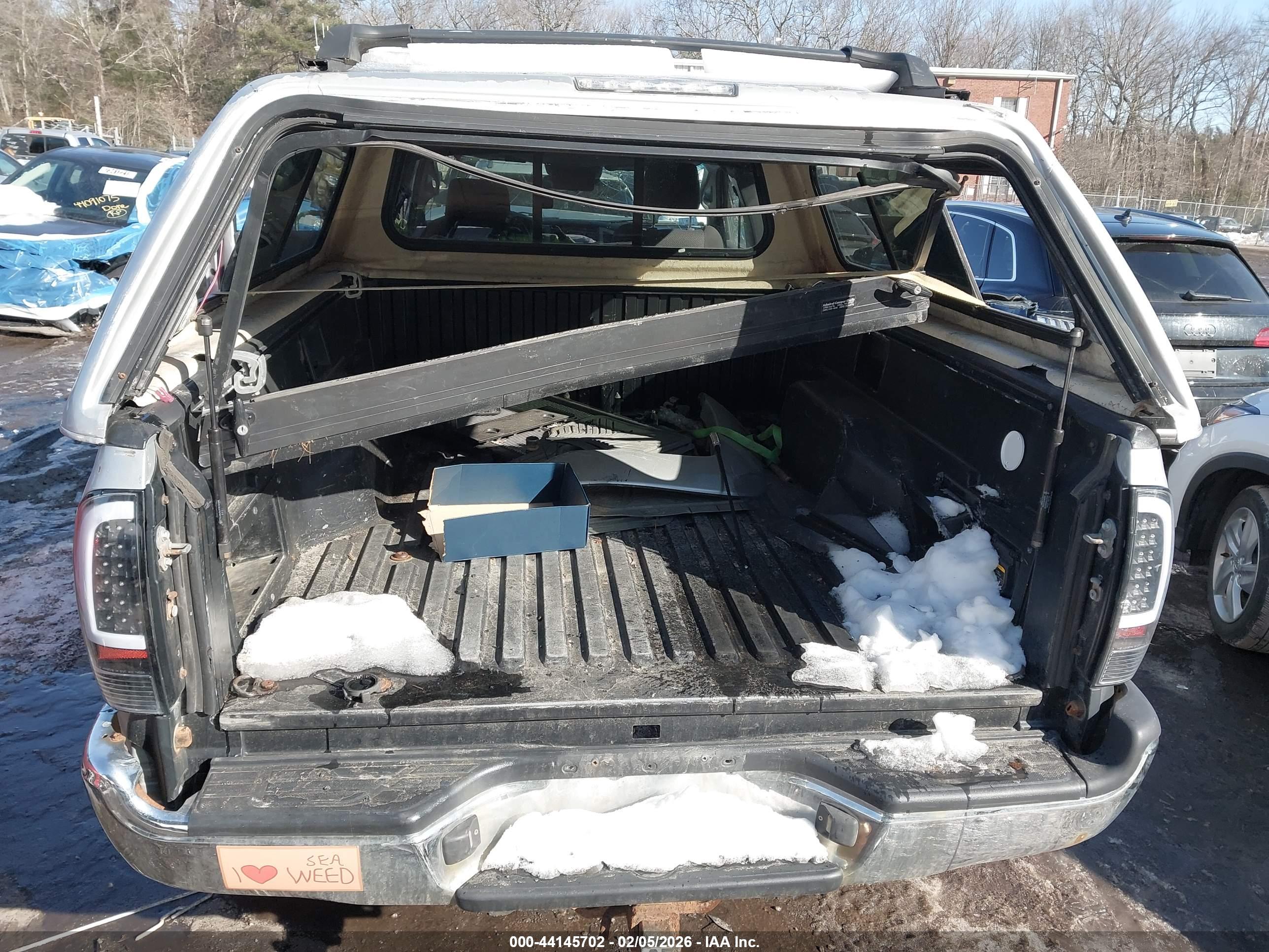 TOYOTA TACOMA image 6