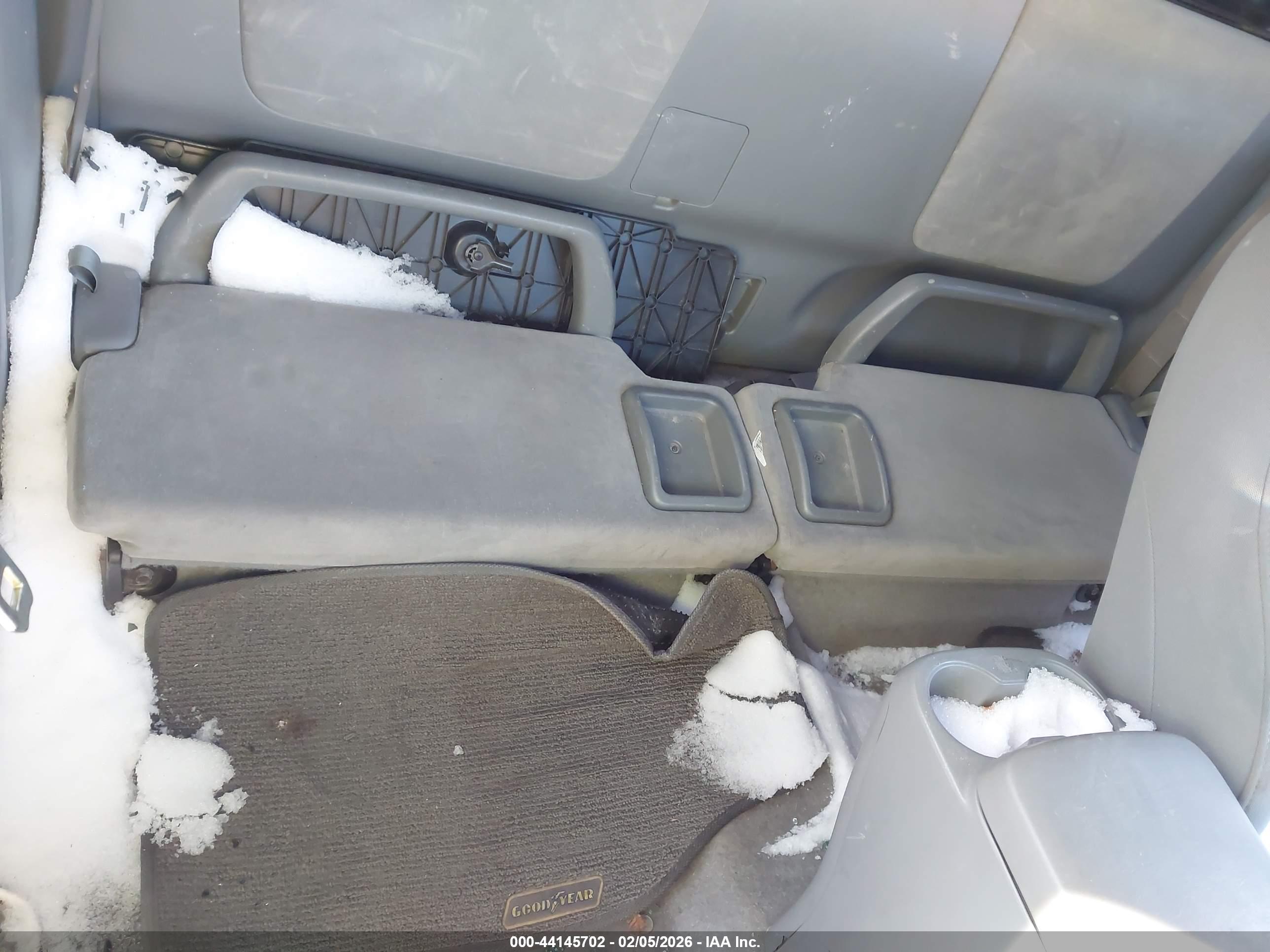 TOYOTA TACOMA image 8