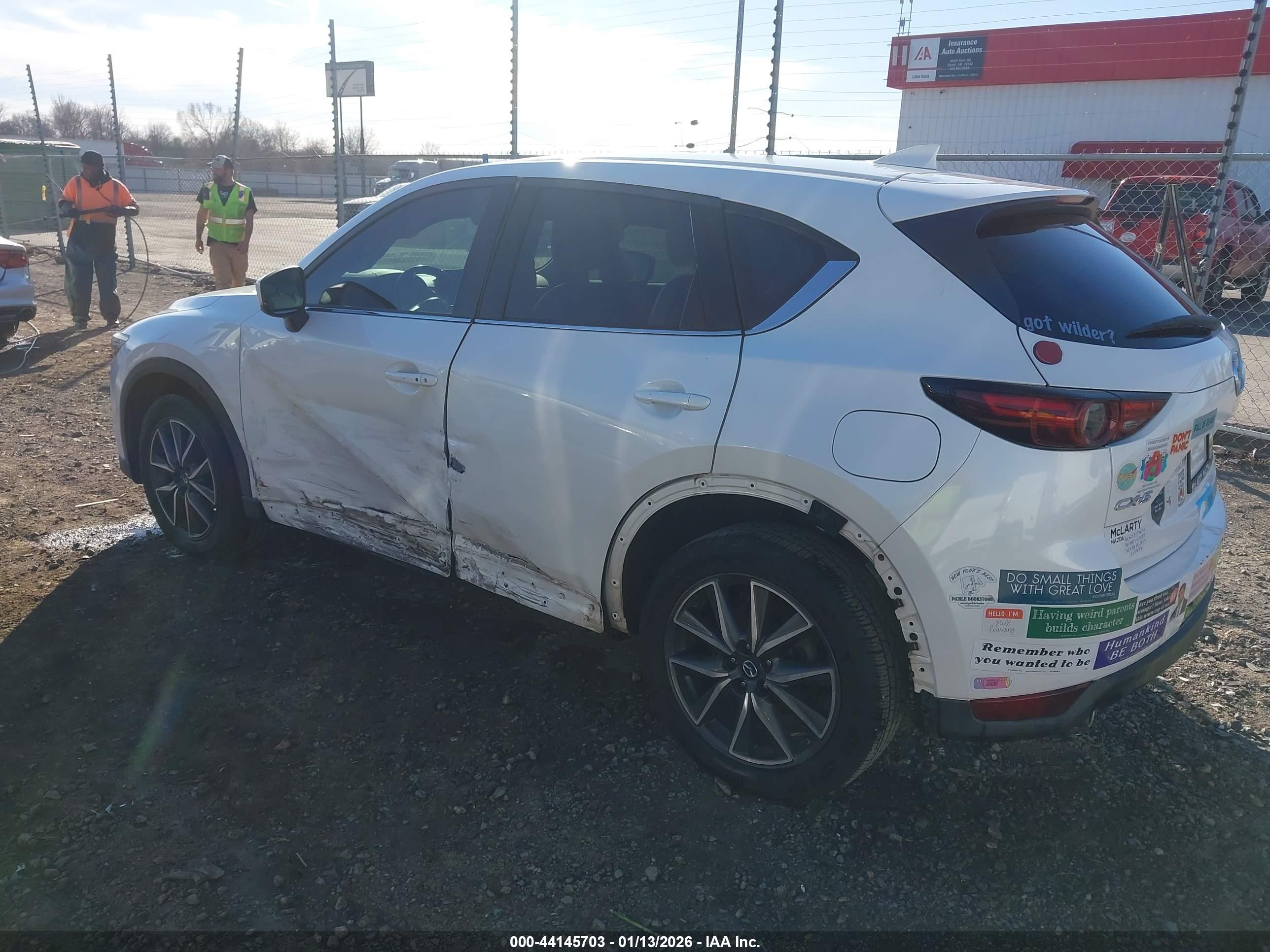 MAZDA CX-5 image 3