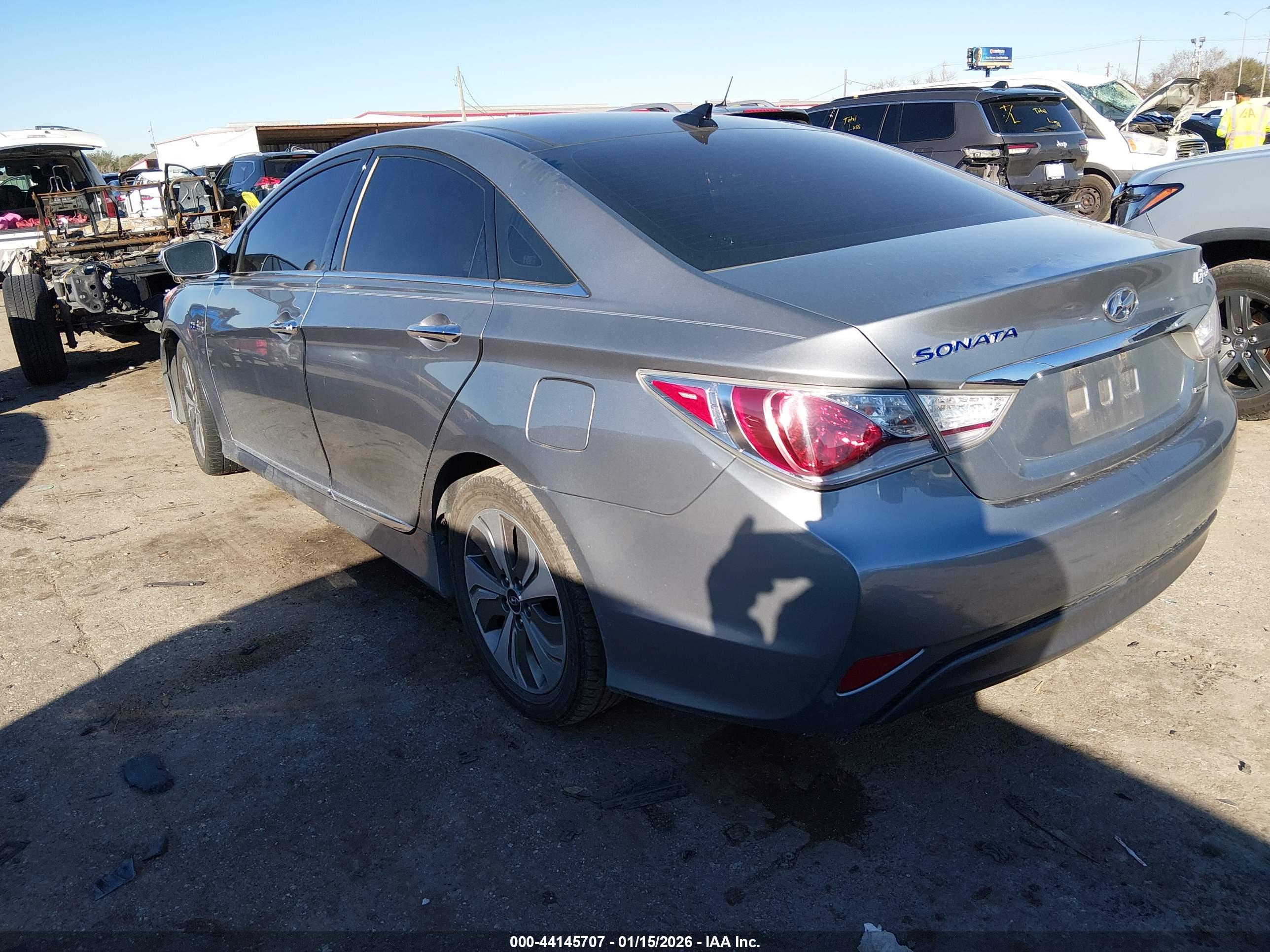HYUNDAI SONATA image 3