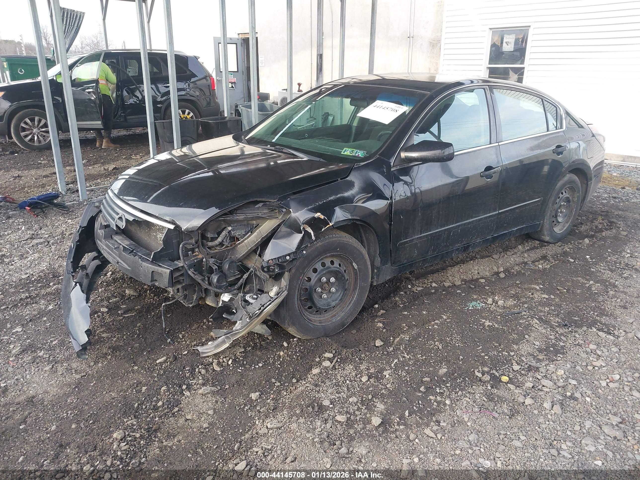 NISSAN ALTIMA image 2