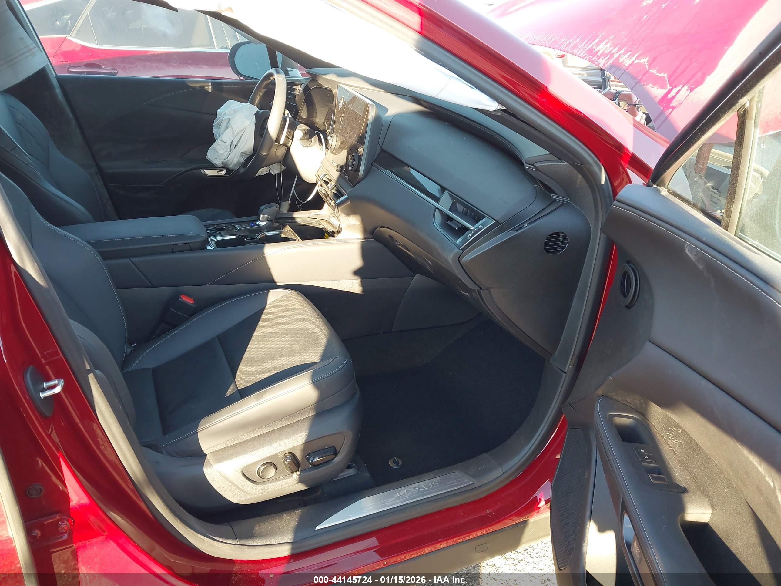 LEXUS RX image 5