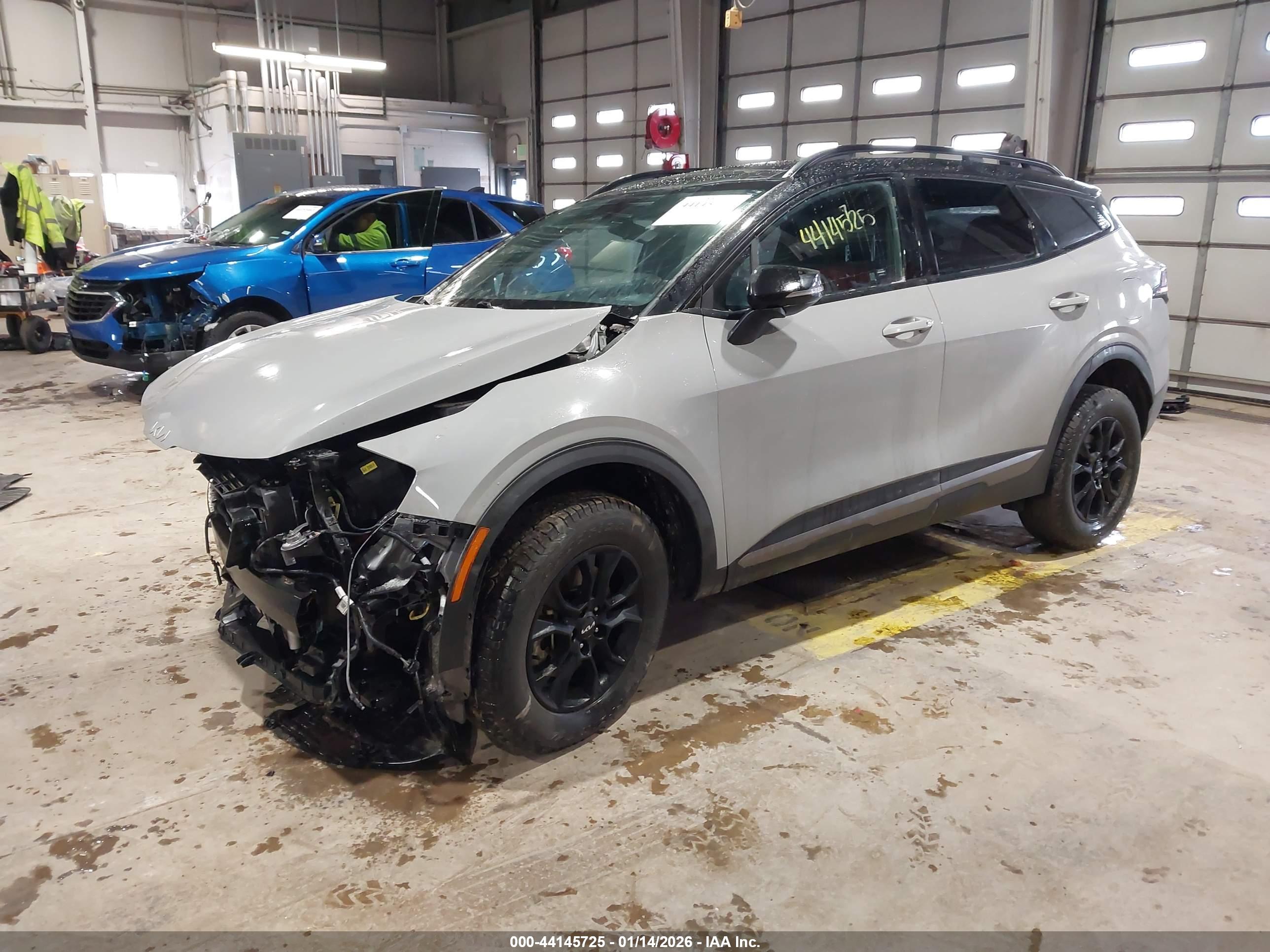 KIA SPORTAGE image 2