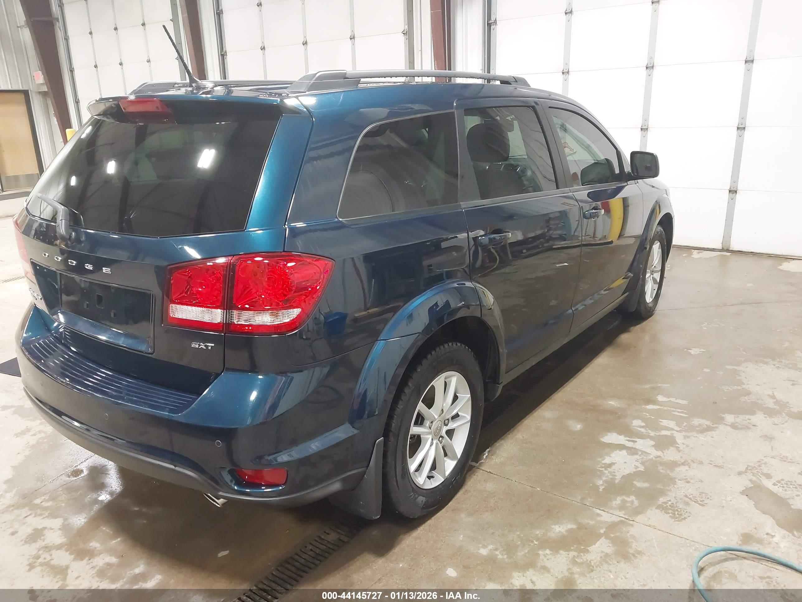 DODGE JOURNEY image 4