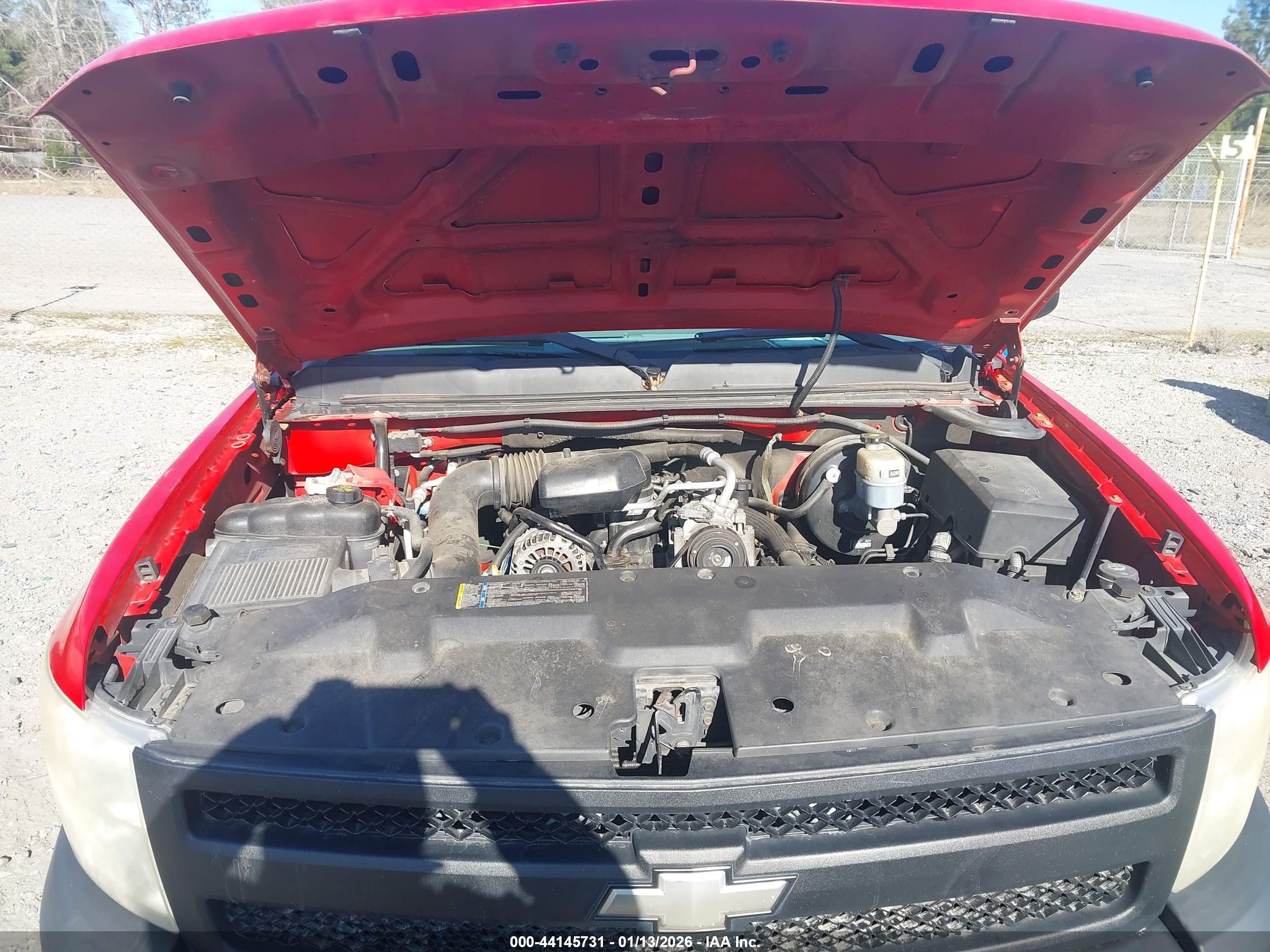 CHEVROLET SILVERADO image 10
