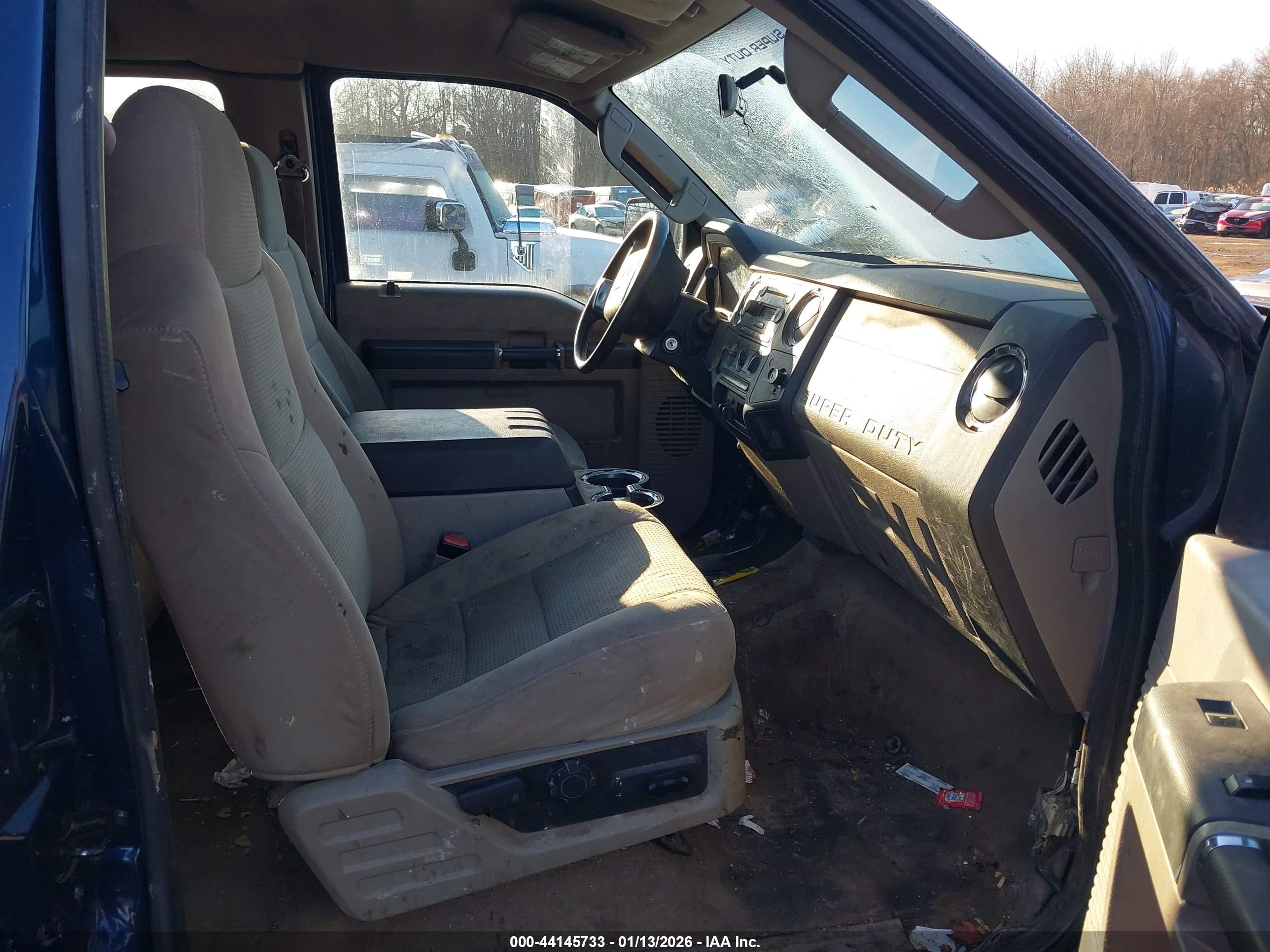 FORD F-350 image 8