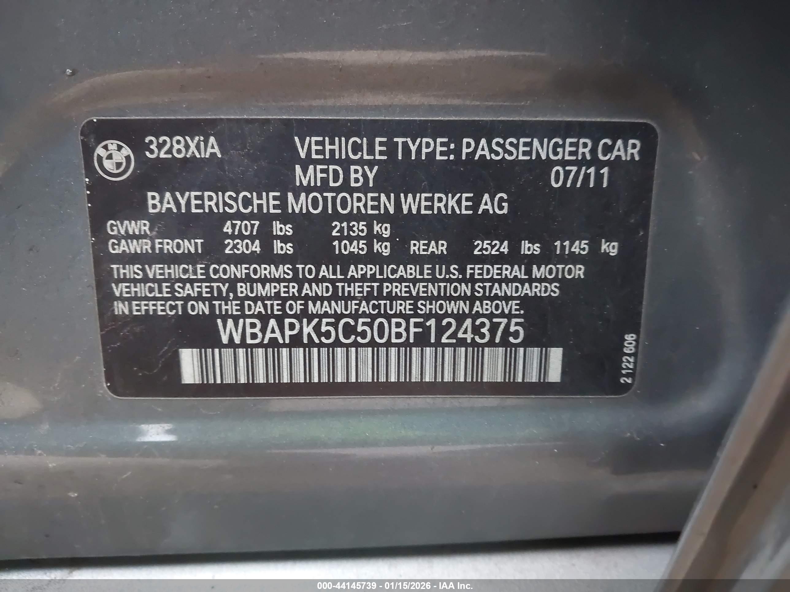 BMW 328I image 9
